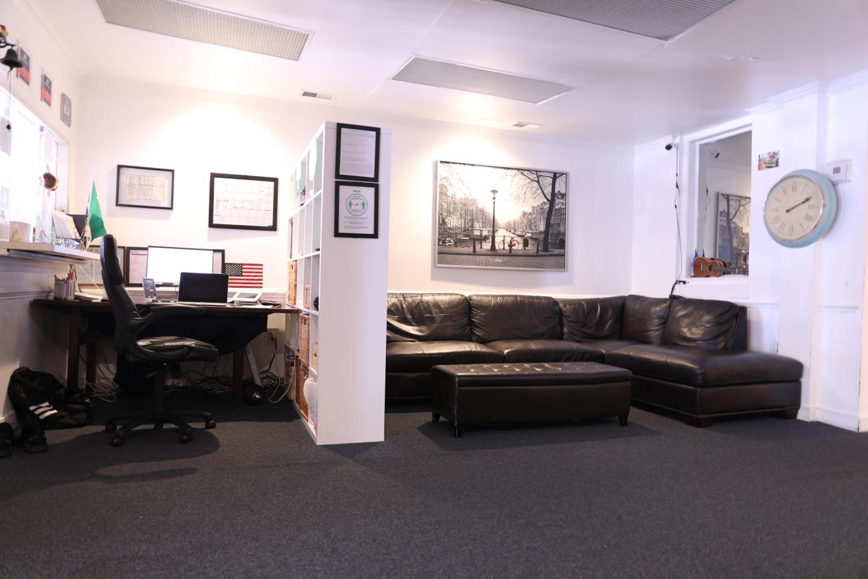 Duo Housing