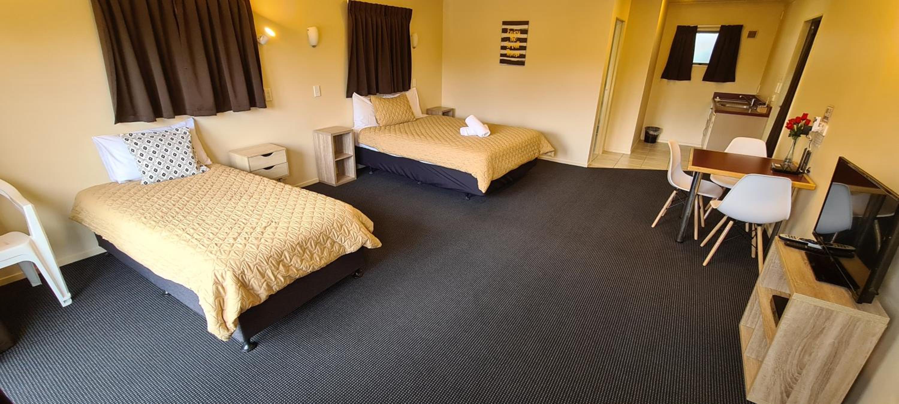 New Castle Motor Lodge