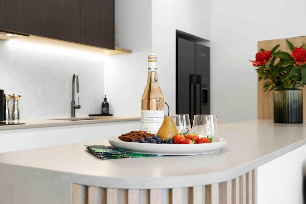 Mod House Ocean Grove- Walk to the shops, cafes, beach and park! Brand new luxury apartment in gated complex