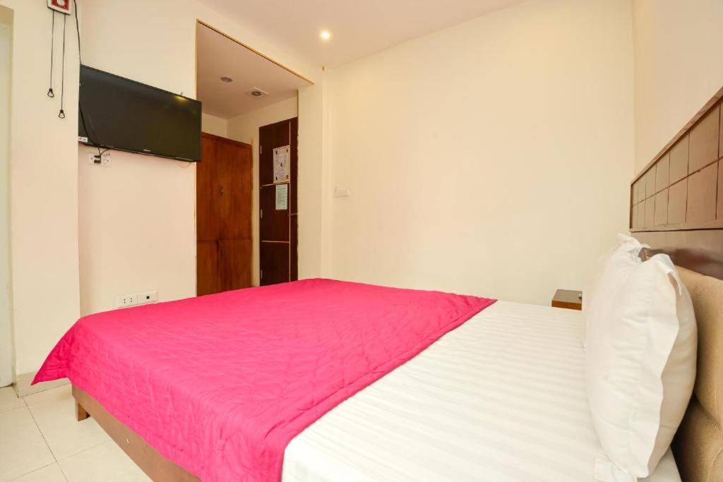 Hà Nội Vàng Hotel HN - by BAY LUXURY