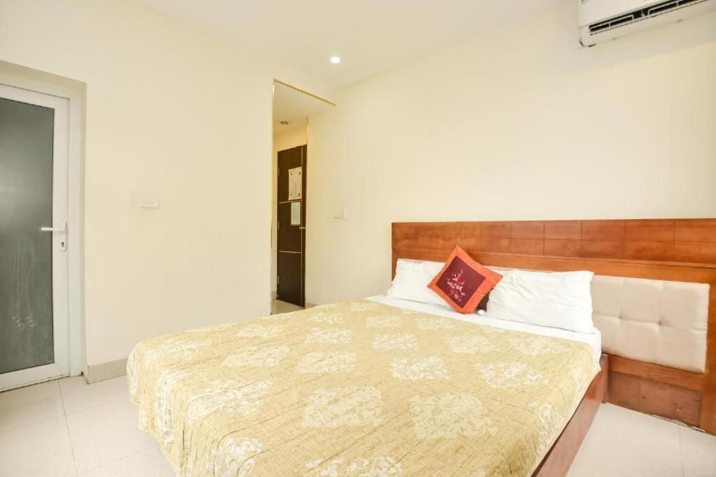 Hà Nội Vàng Hotel HN - by BAY LUXURY