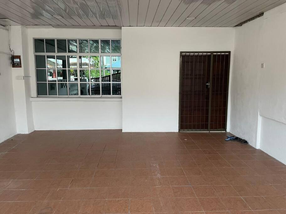SunShine HomeStay