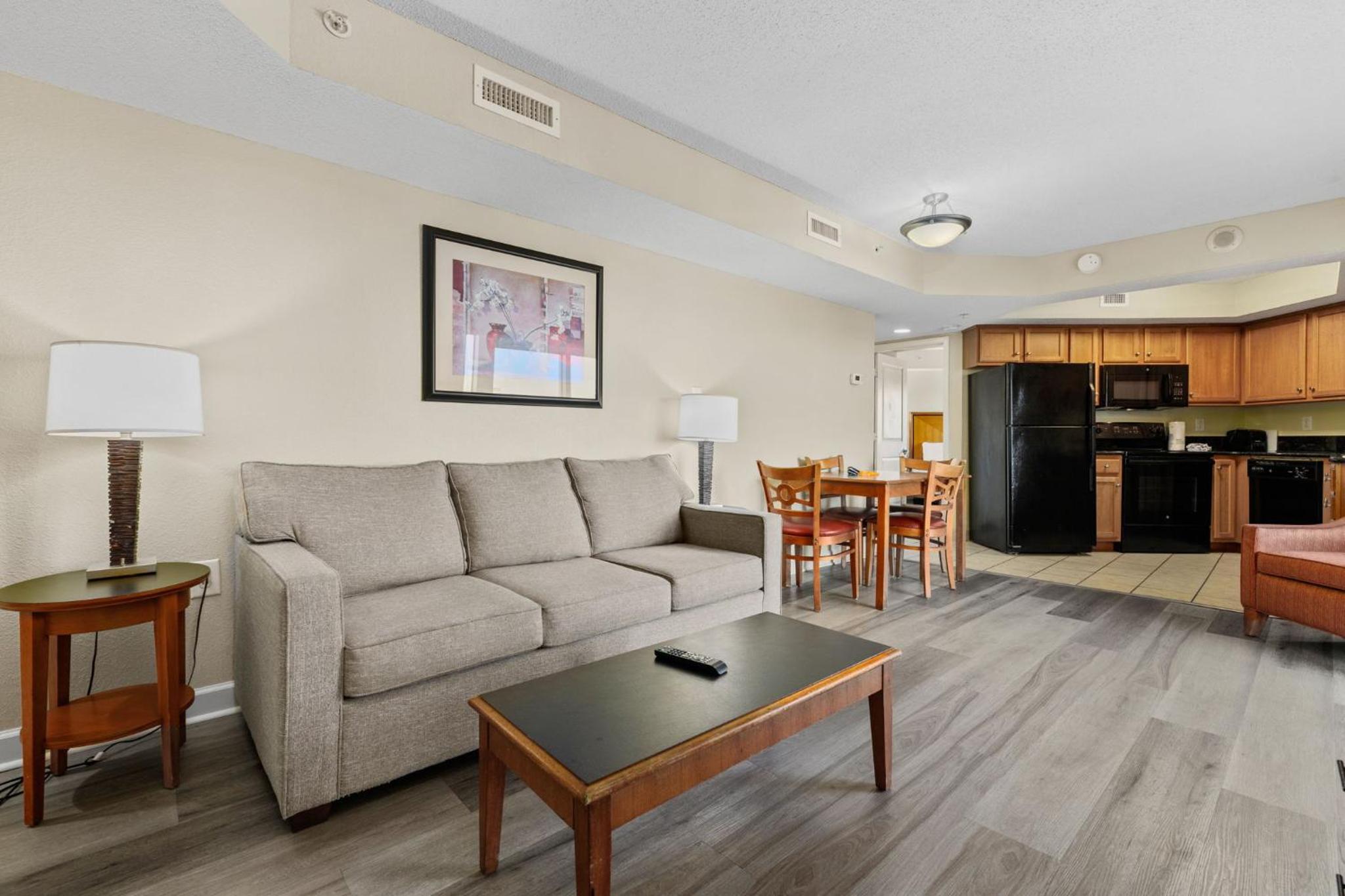 Large Bay View - Boardwalk,Central,Great Location! view 3
