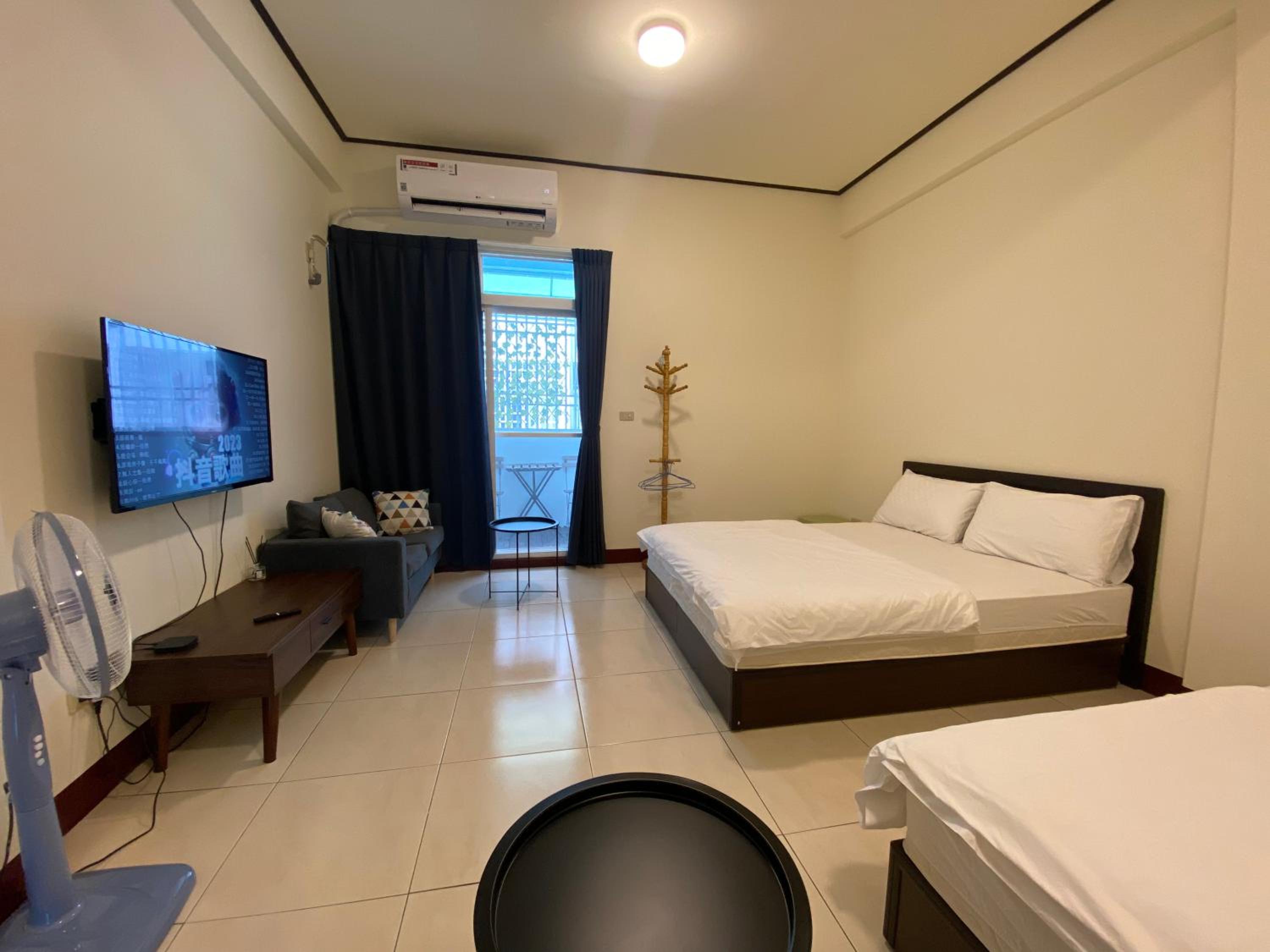 Taitung Frog Homestay view 2