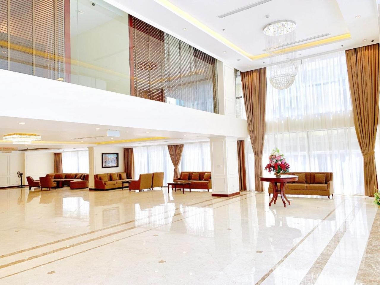 Cầu Giấy Hotel HN - by BAY LUXURY