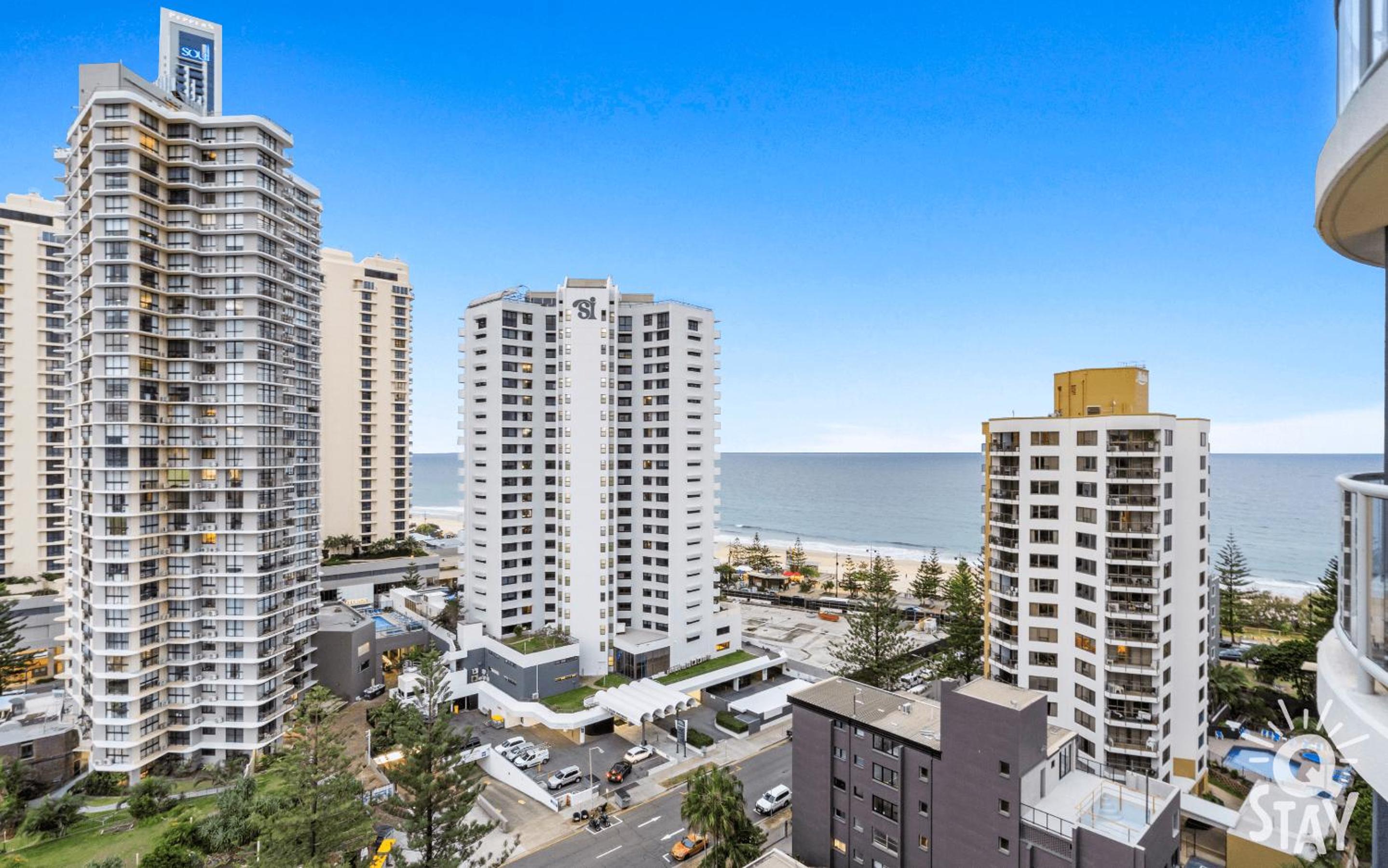 Legends Surfers Paradise MID WEEK MADNESS DEAL - Q Stay