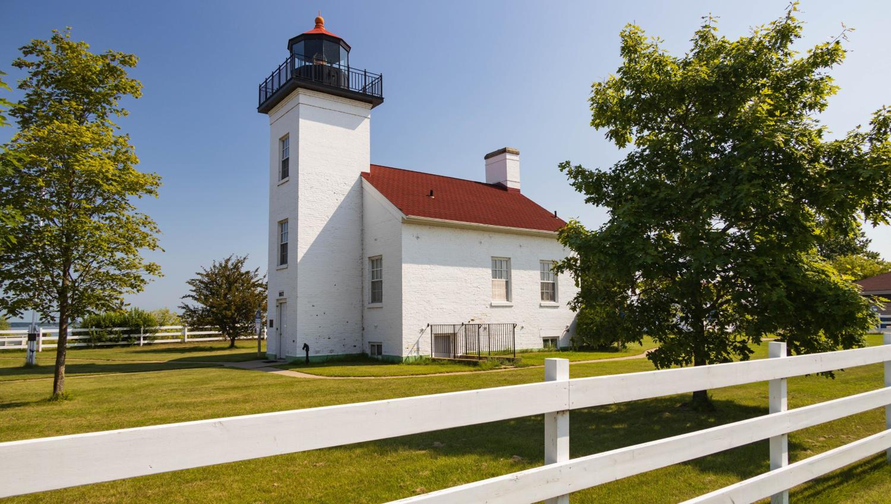 Magnuson Grand Pioneer Inn and Suites