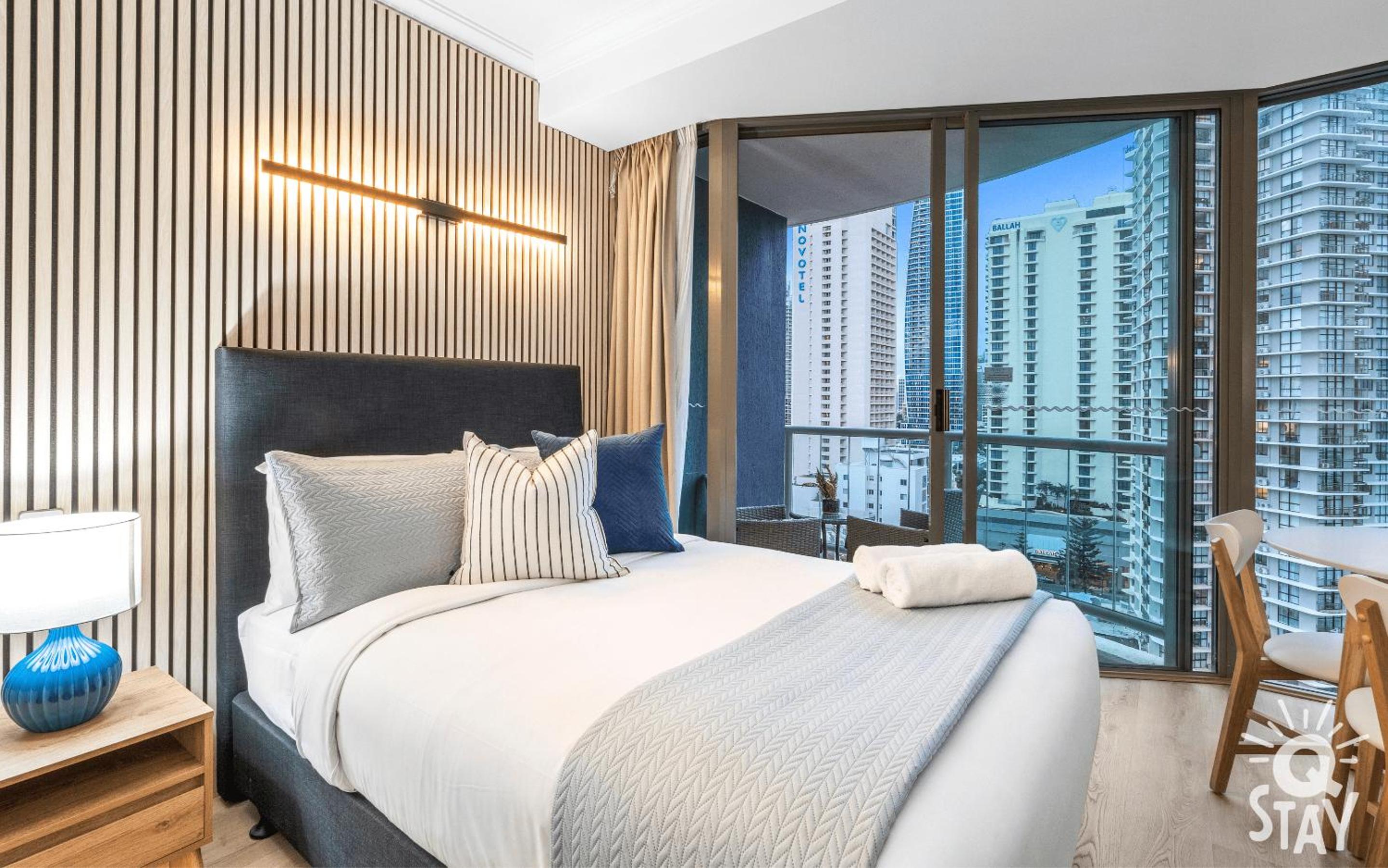 Legends Apartments - QStay