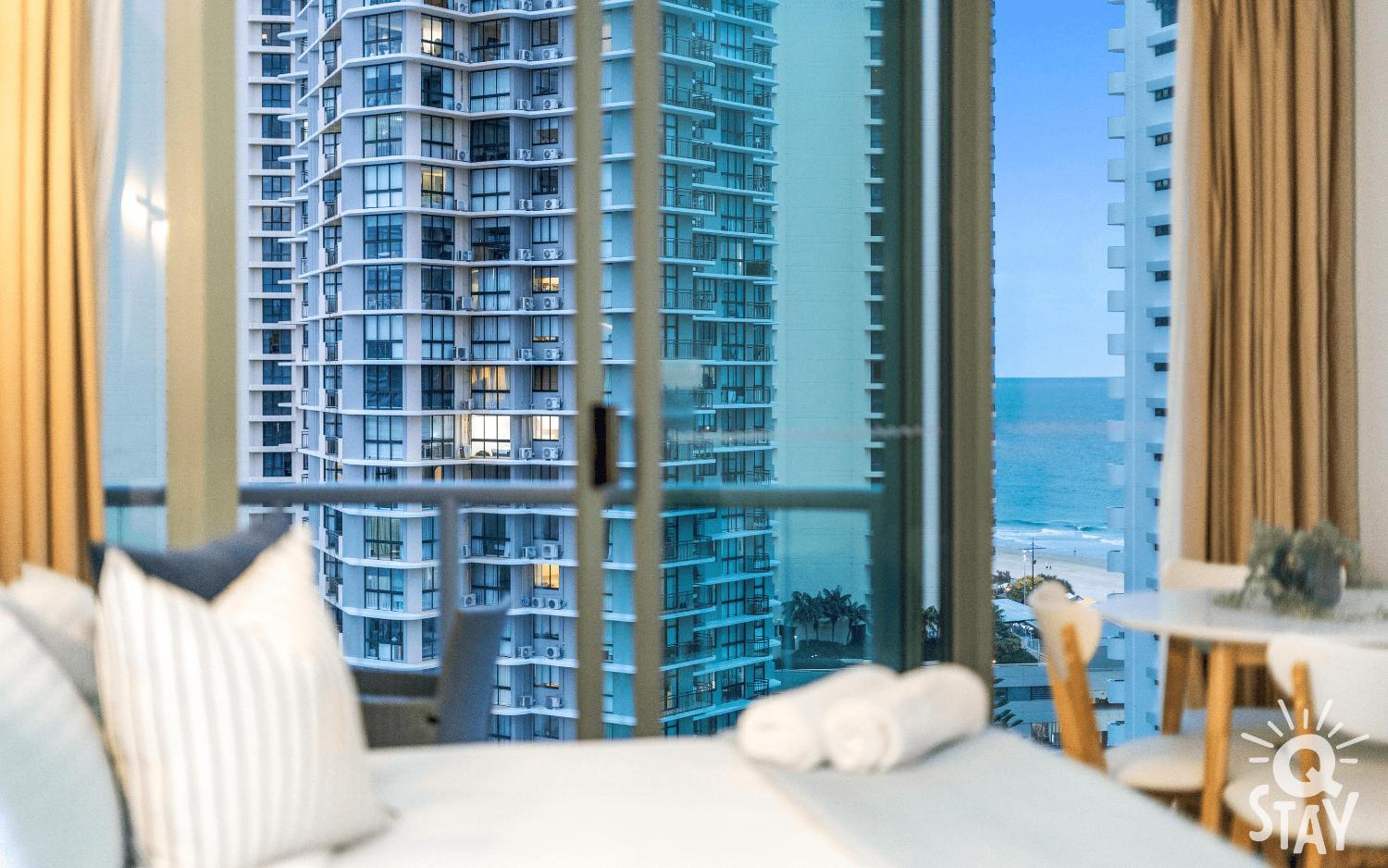 Legends Apartments - QStay
