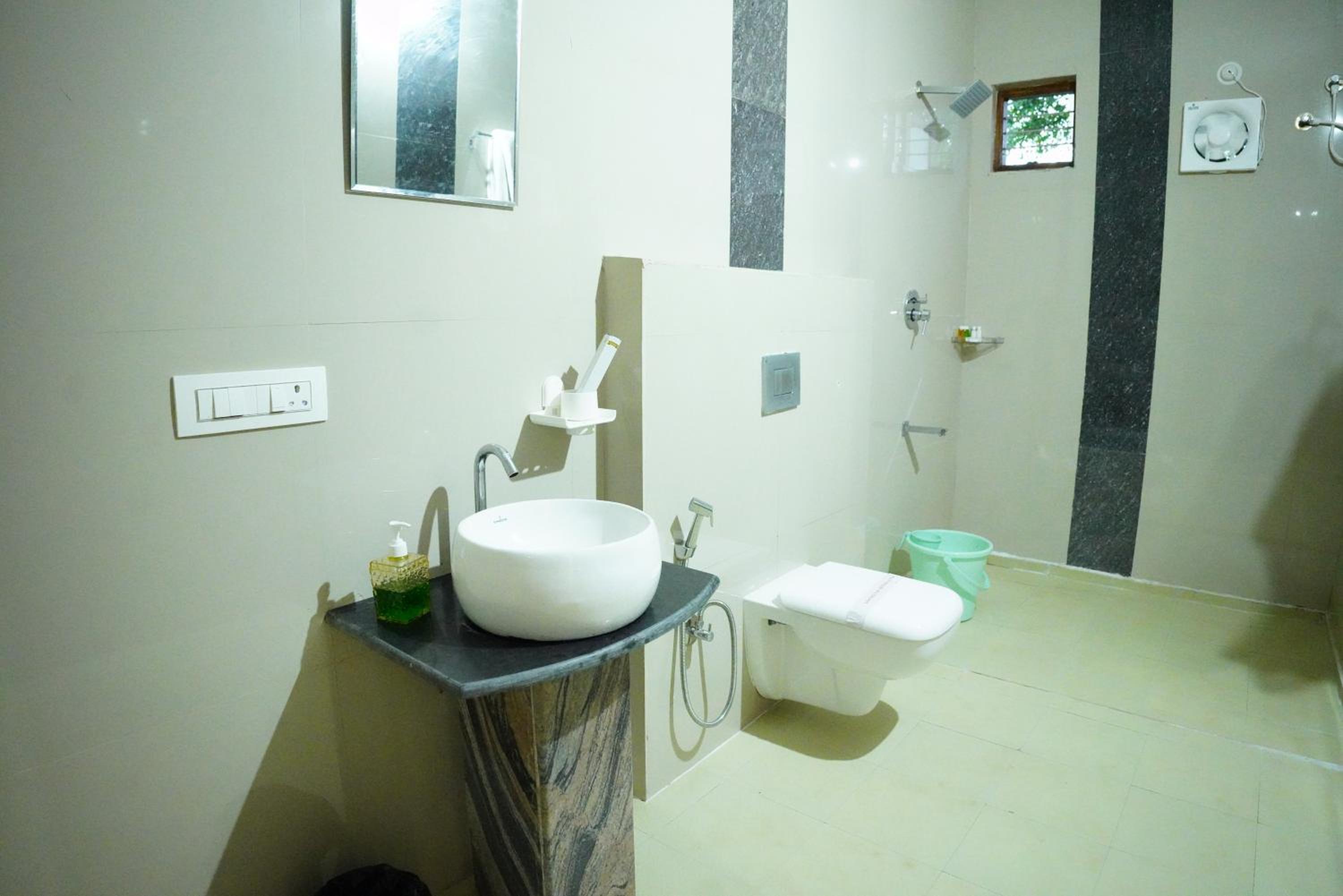 RICHBERRY- A Premium Plantation Villa's