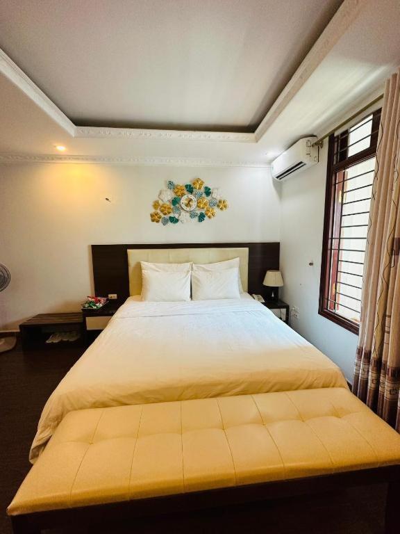 Hoàng Gia Hotel - Ng45 Trần Thái Tông HN - by BAY LUXURY