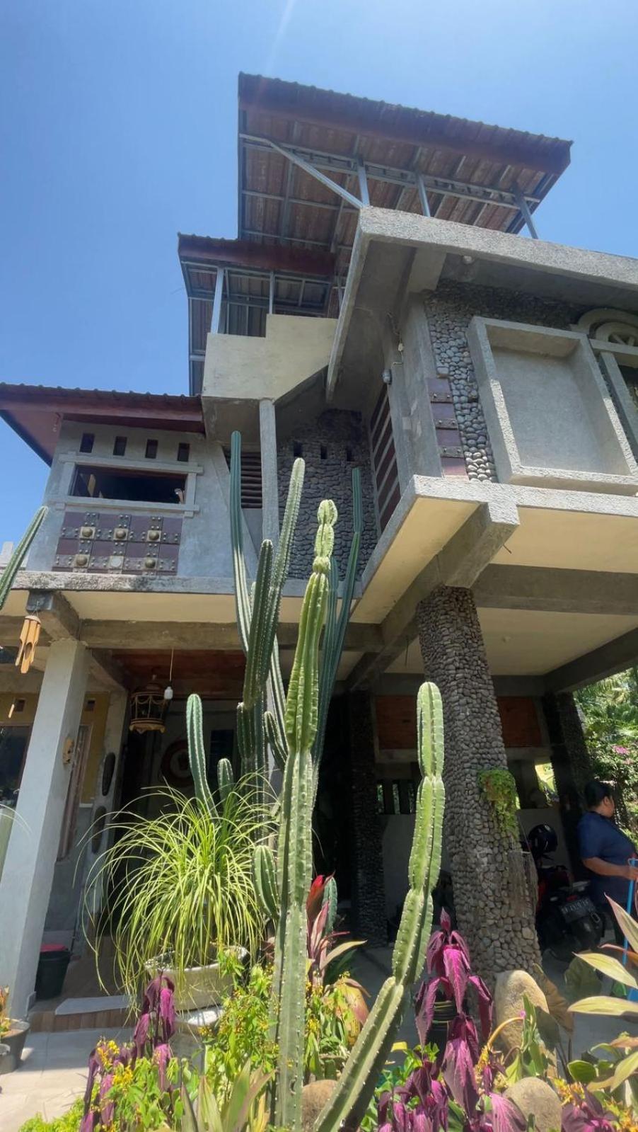 Bale Tajuk House