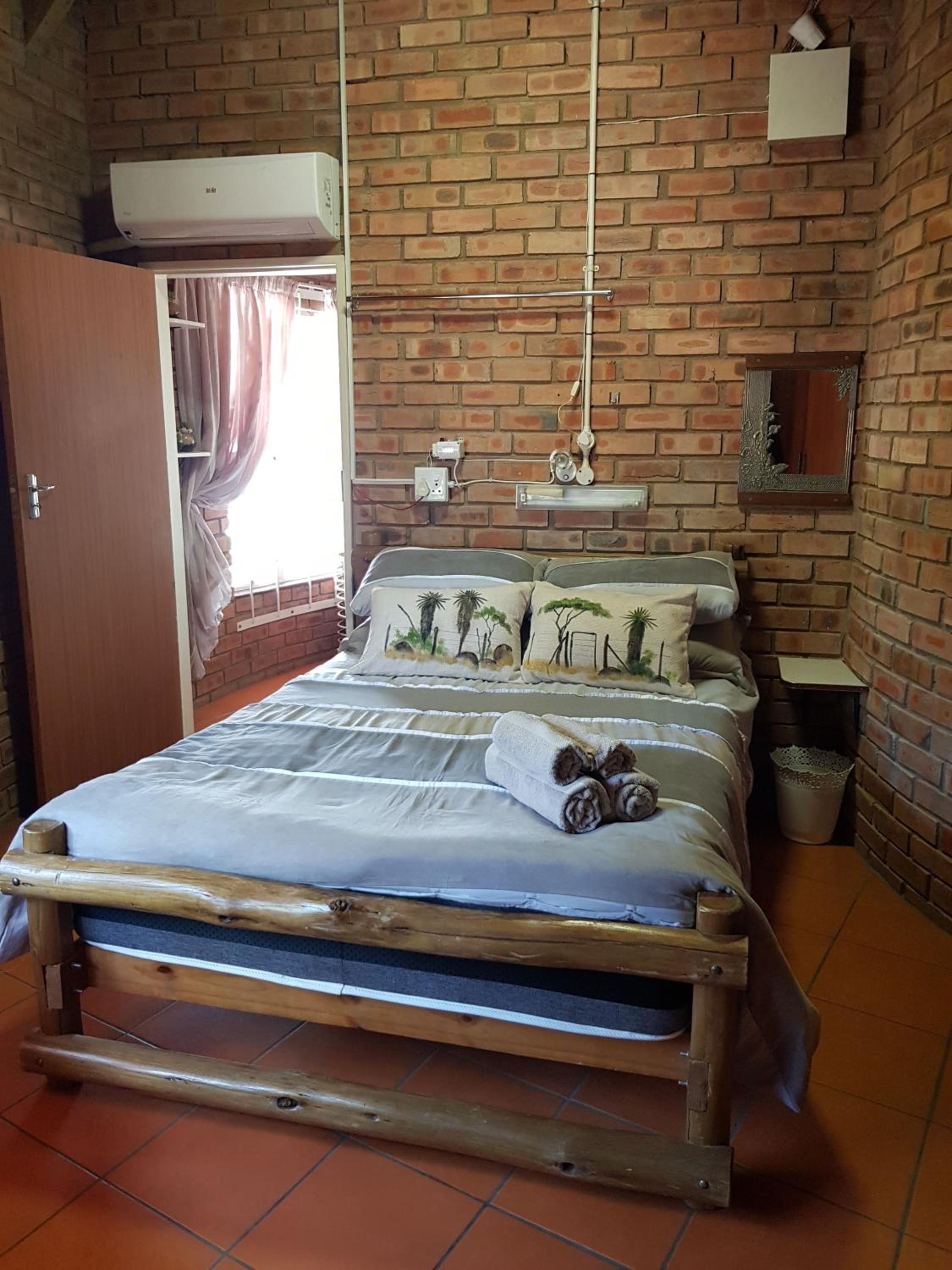 Self Catering Africa Bush Vacation In Marloth Park view 3