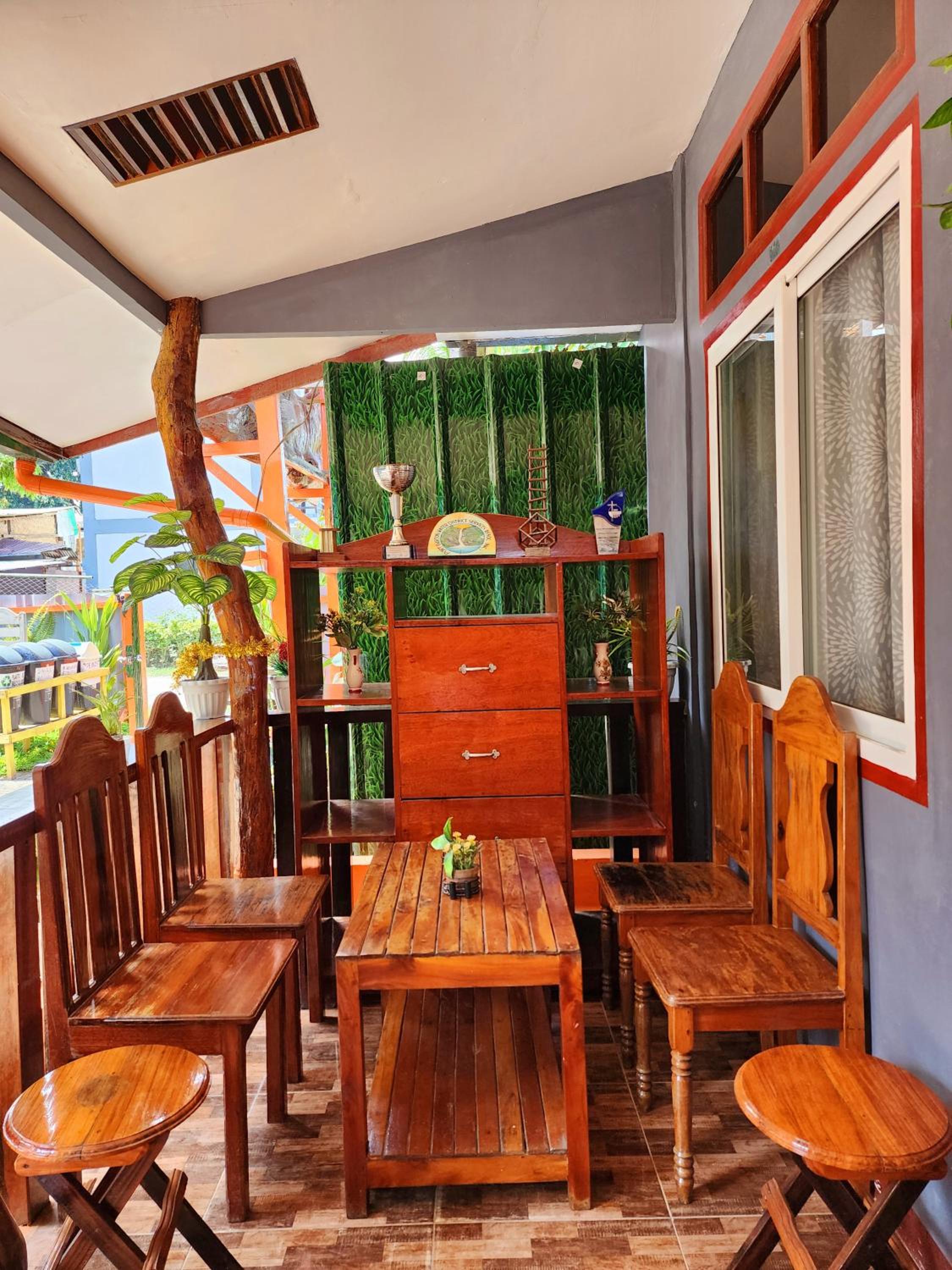Uno Dus Tourist Inn