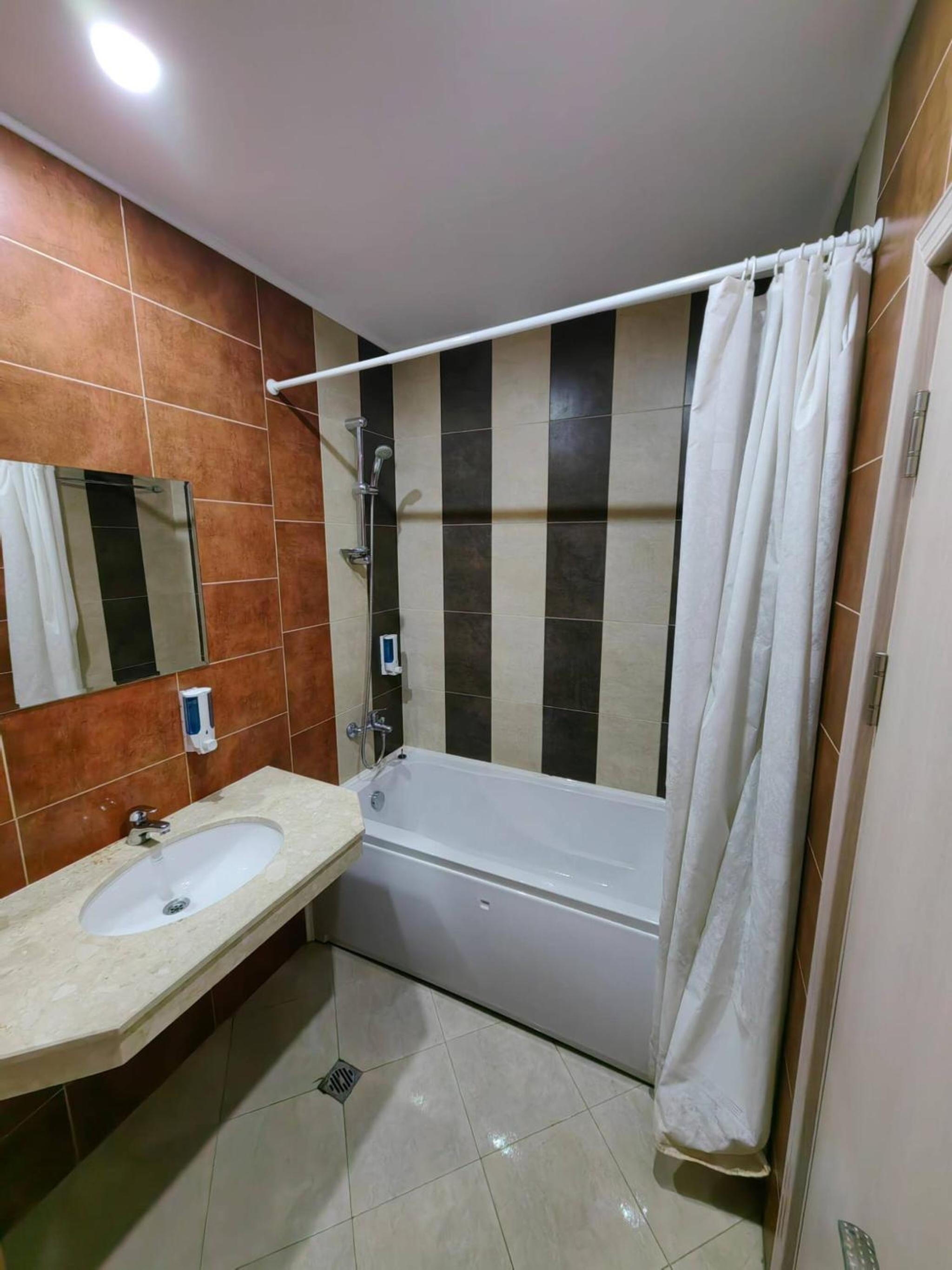 Mountain Paradise 4 - 1 Bedroom - Gondola, 100m away - Washer