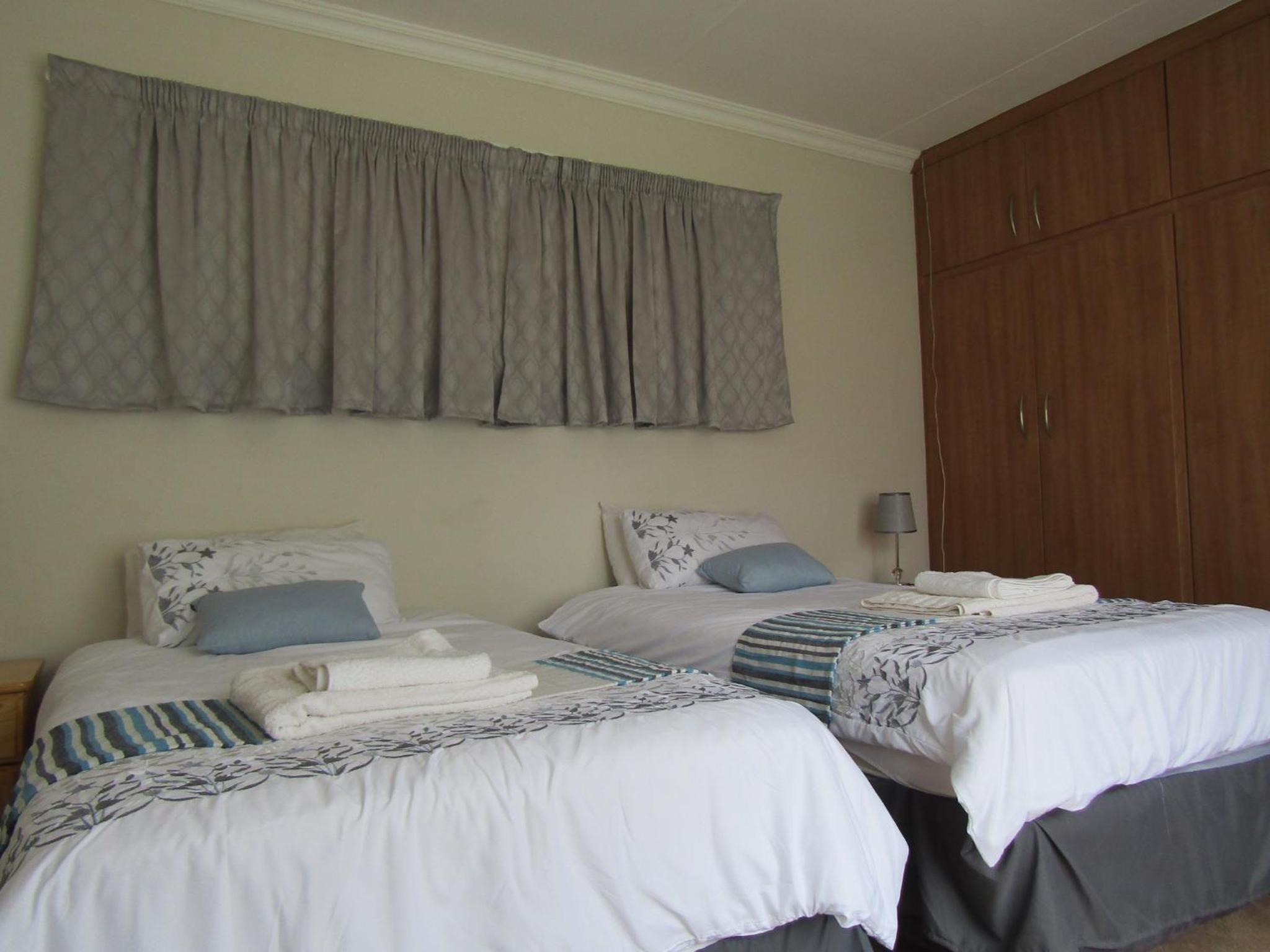 Charming Randburg Accommodation near the Olivedale Clinic view 5