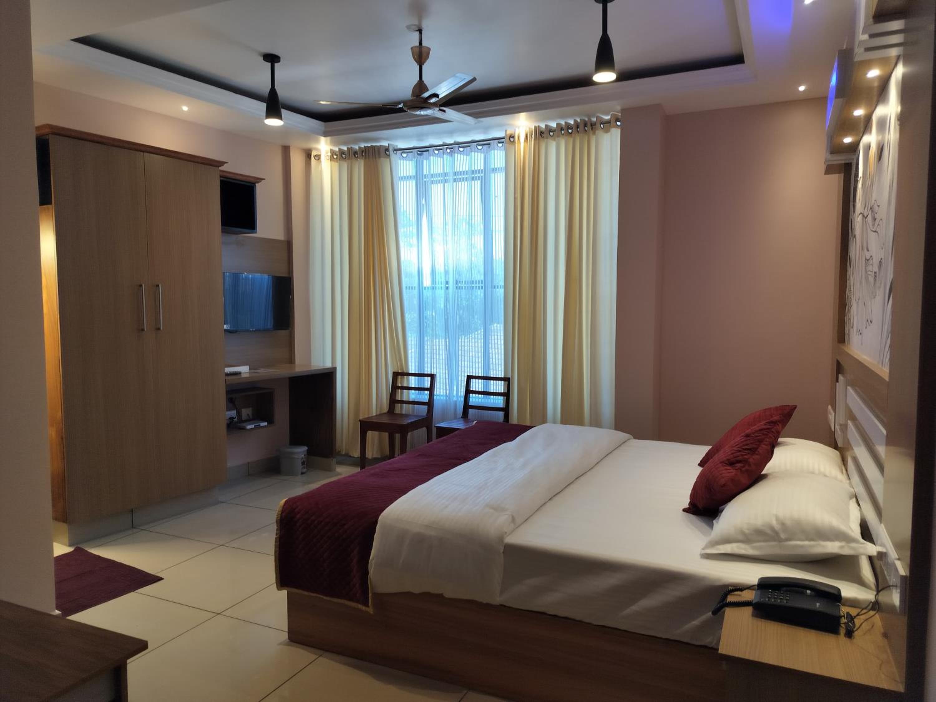 IvyArk Residency