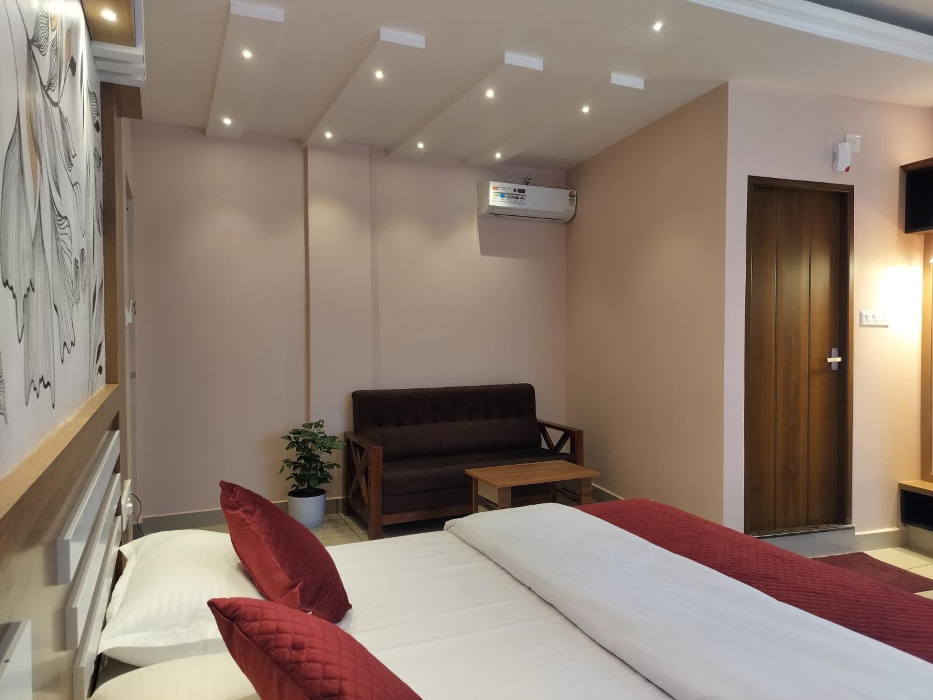 IvyArk Residency