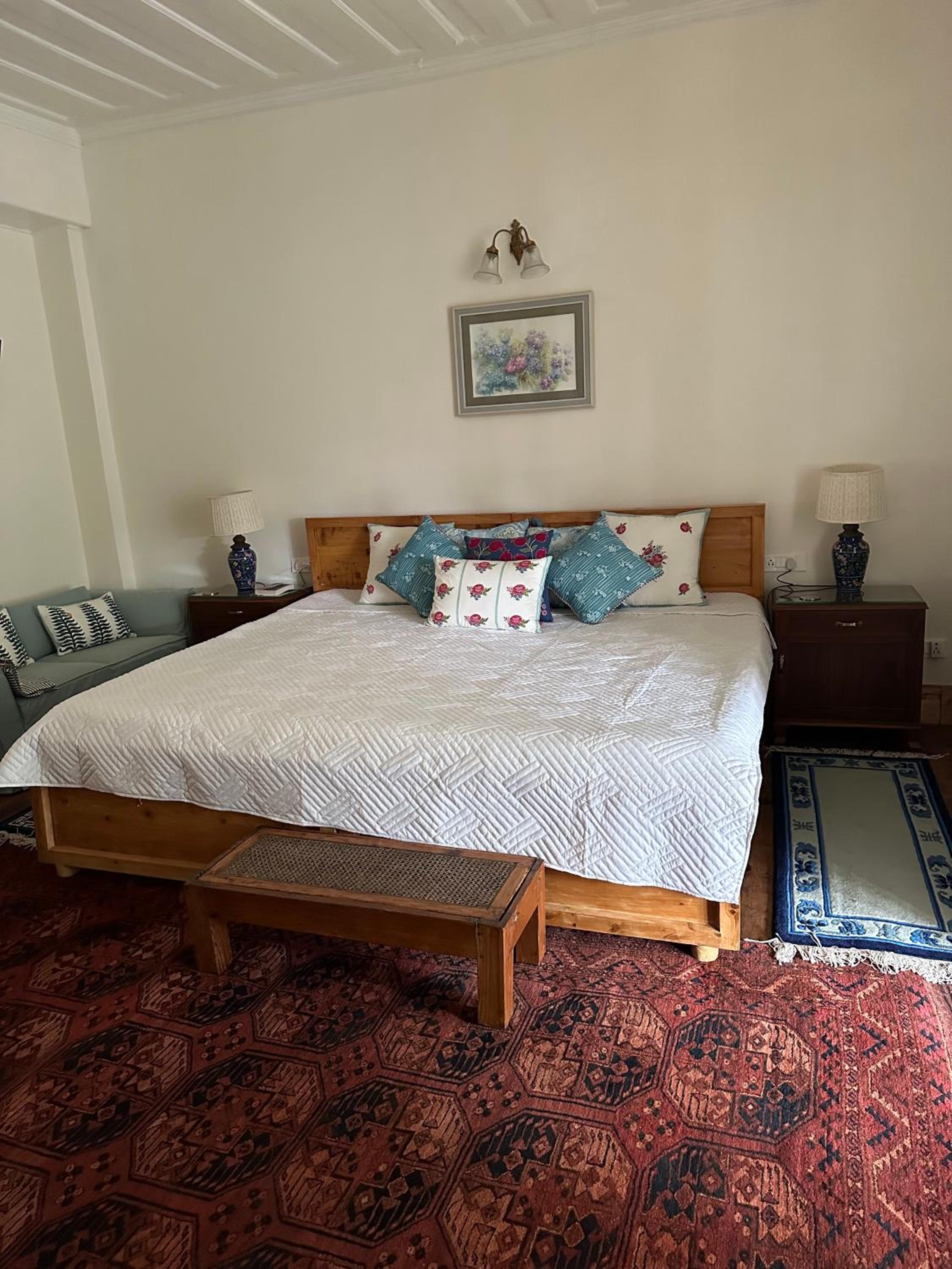 Dimple Lodge, Simla