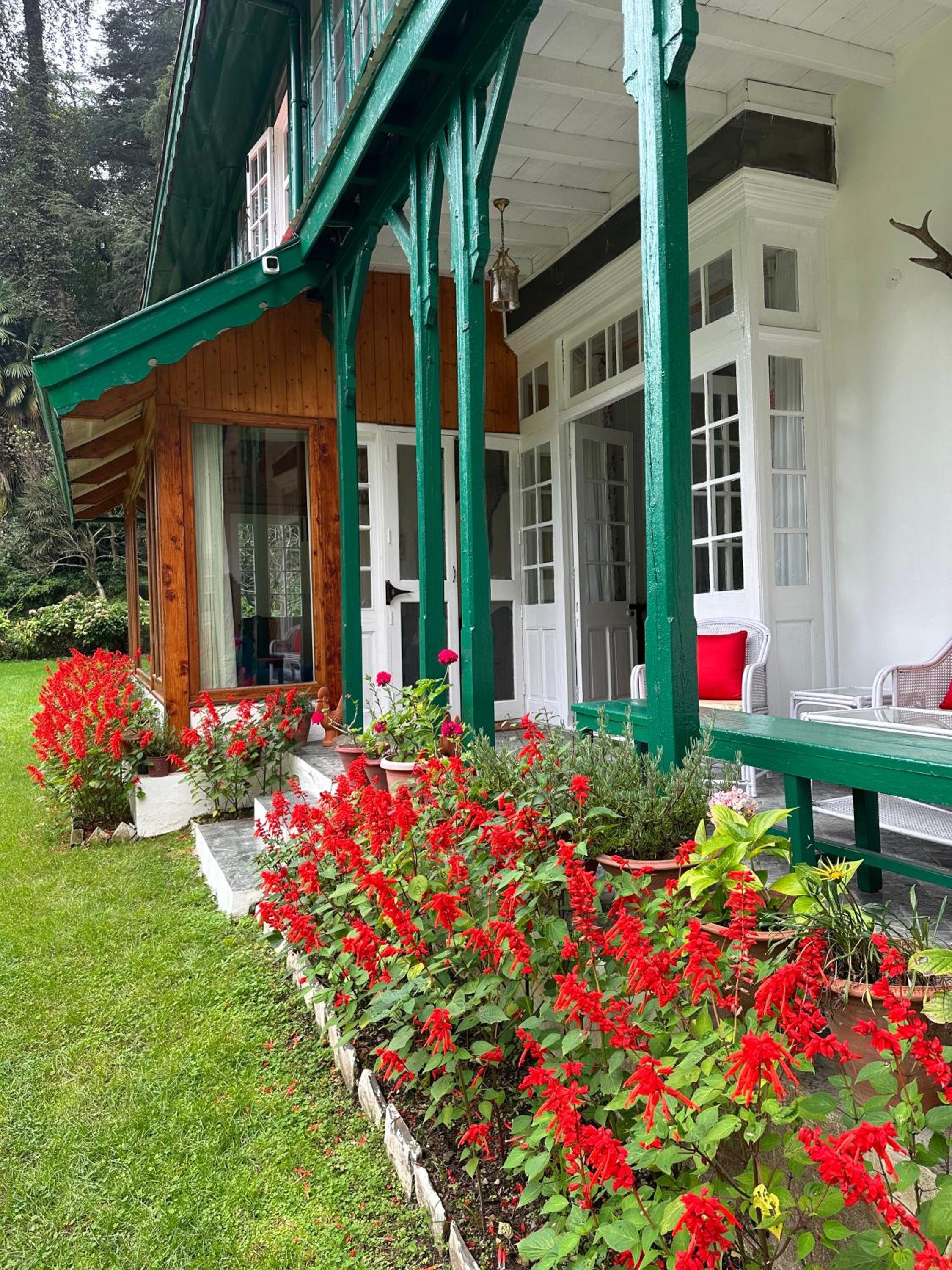 Dimple Lodge, Simla