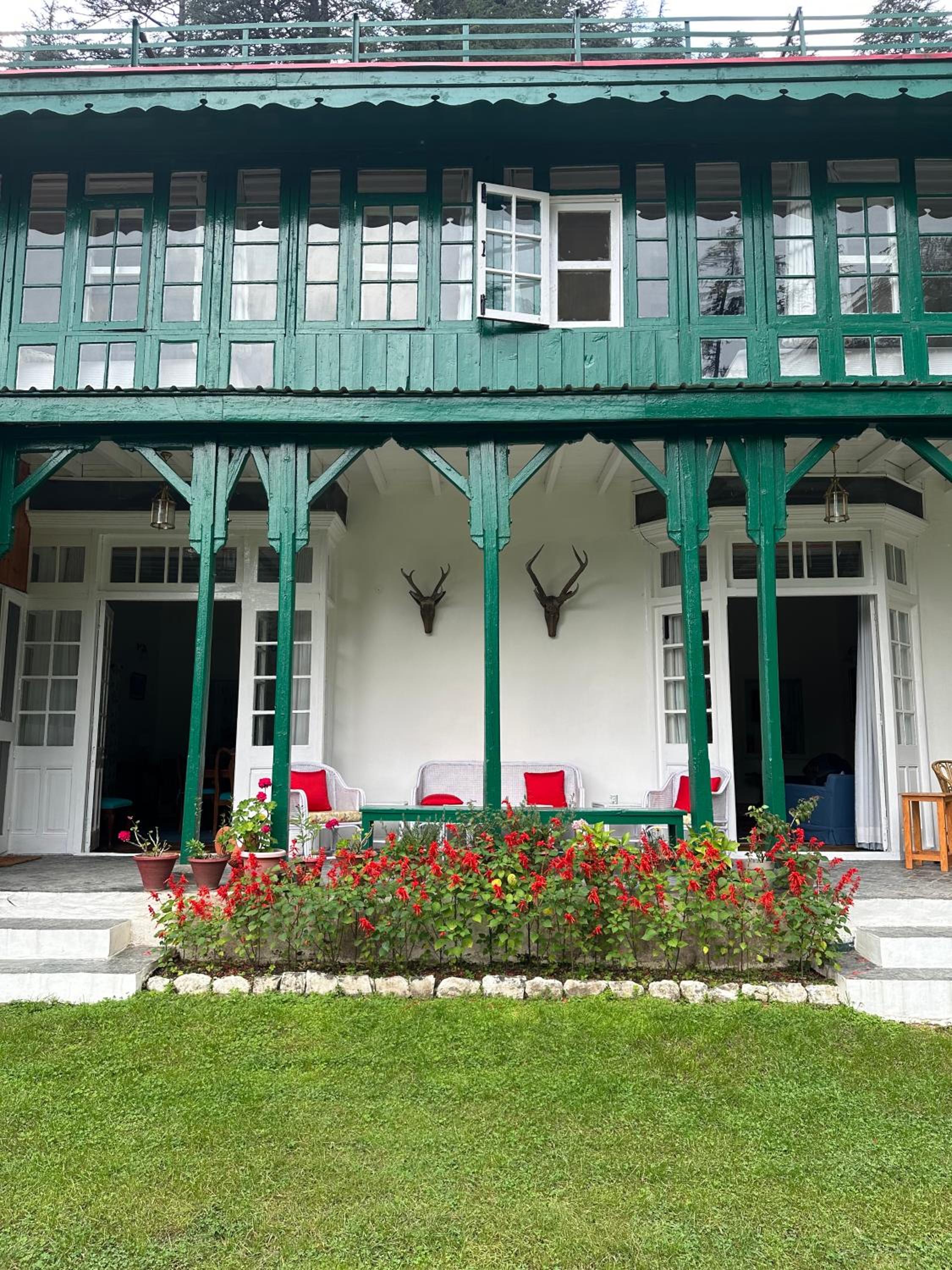 Dimple Lodge, Simla