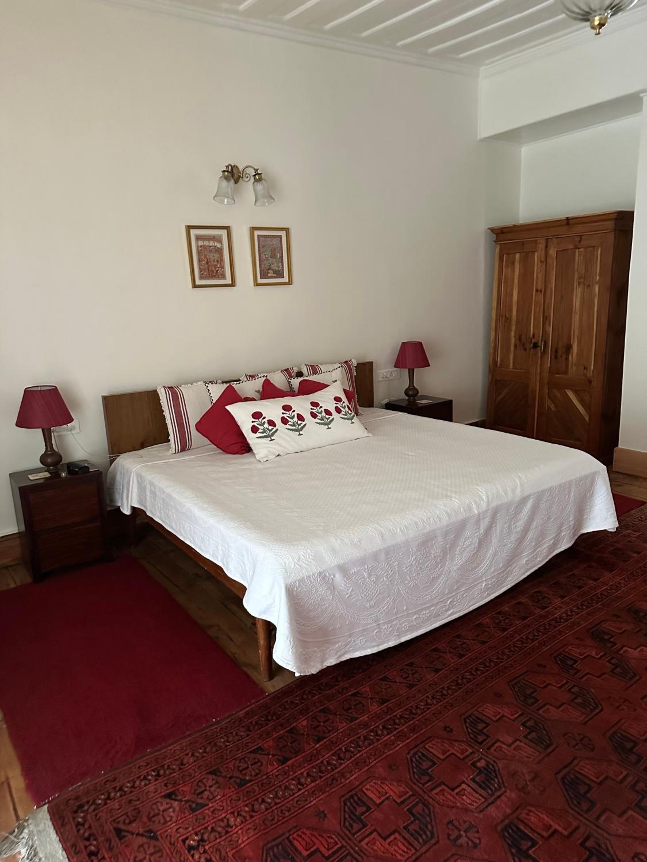 Dimple Lodge, Simla
