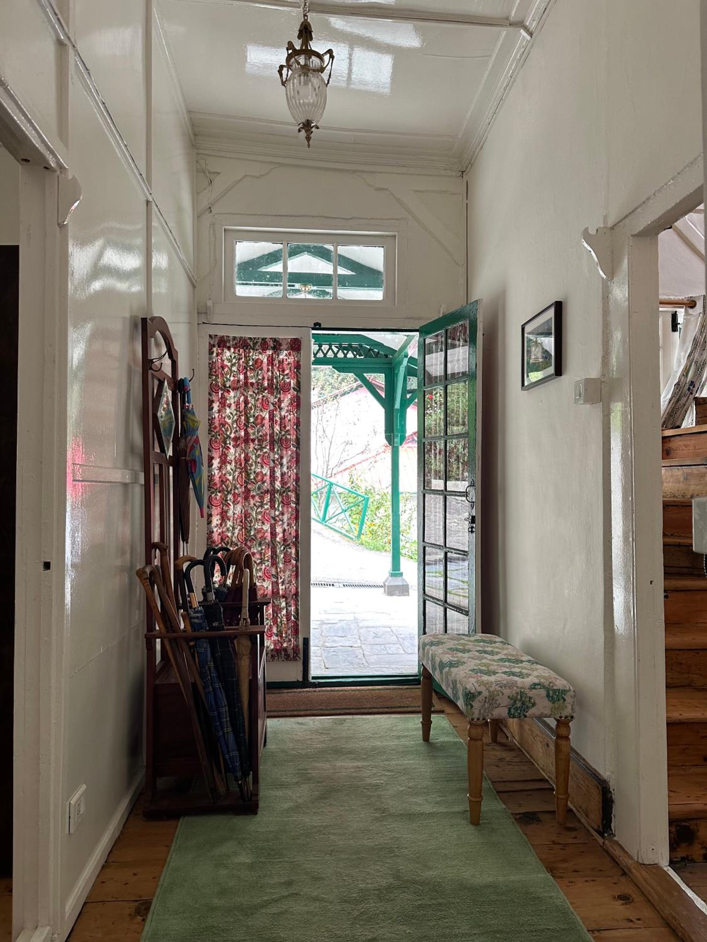 Dimple Lodge, Simla