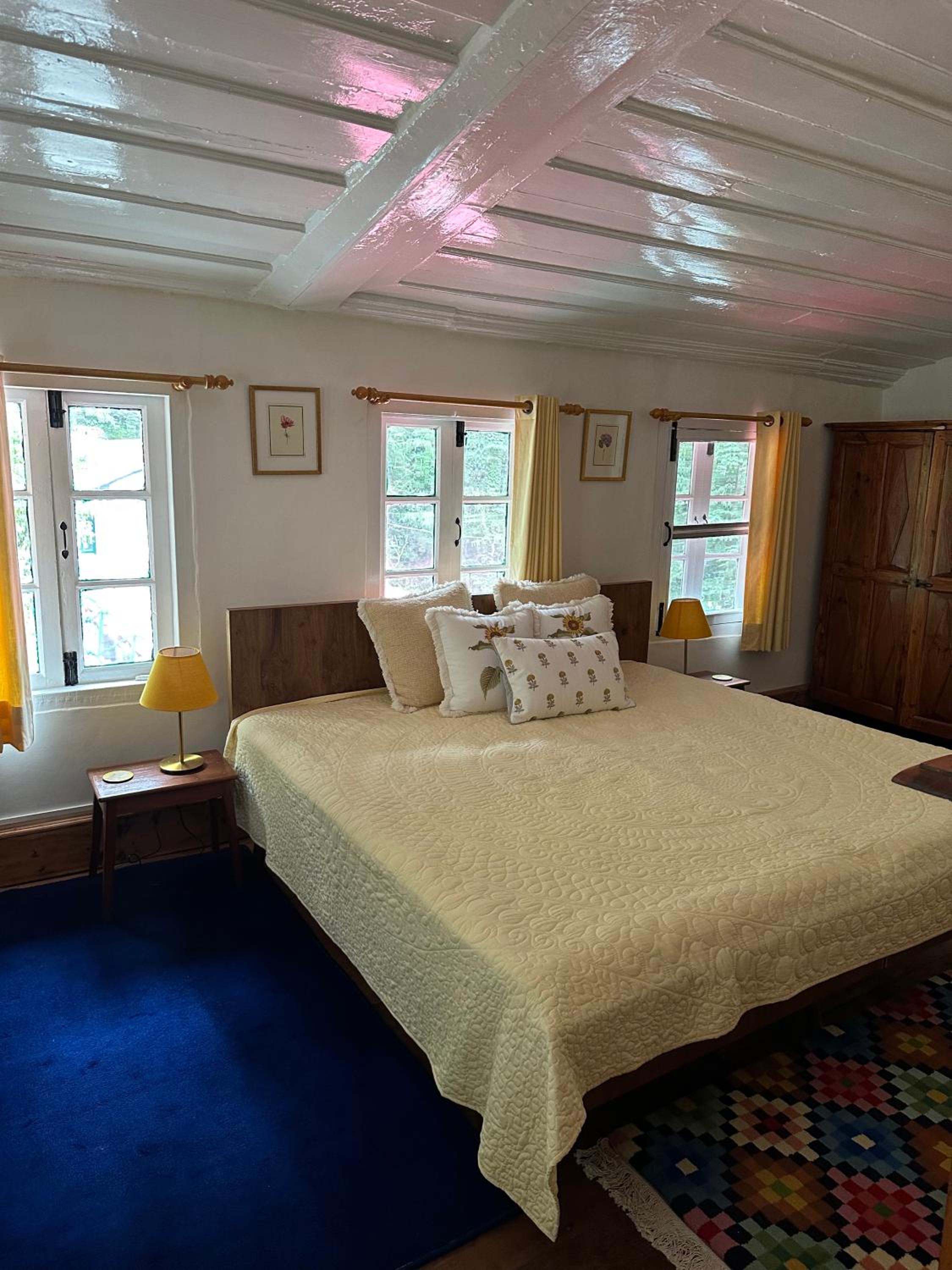 Dimple Lodge, Simla