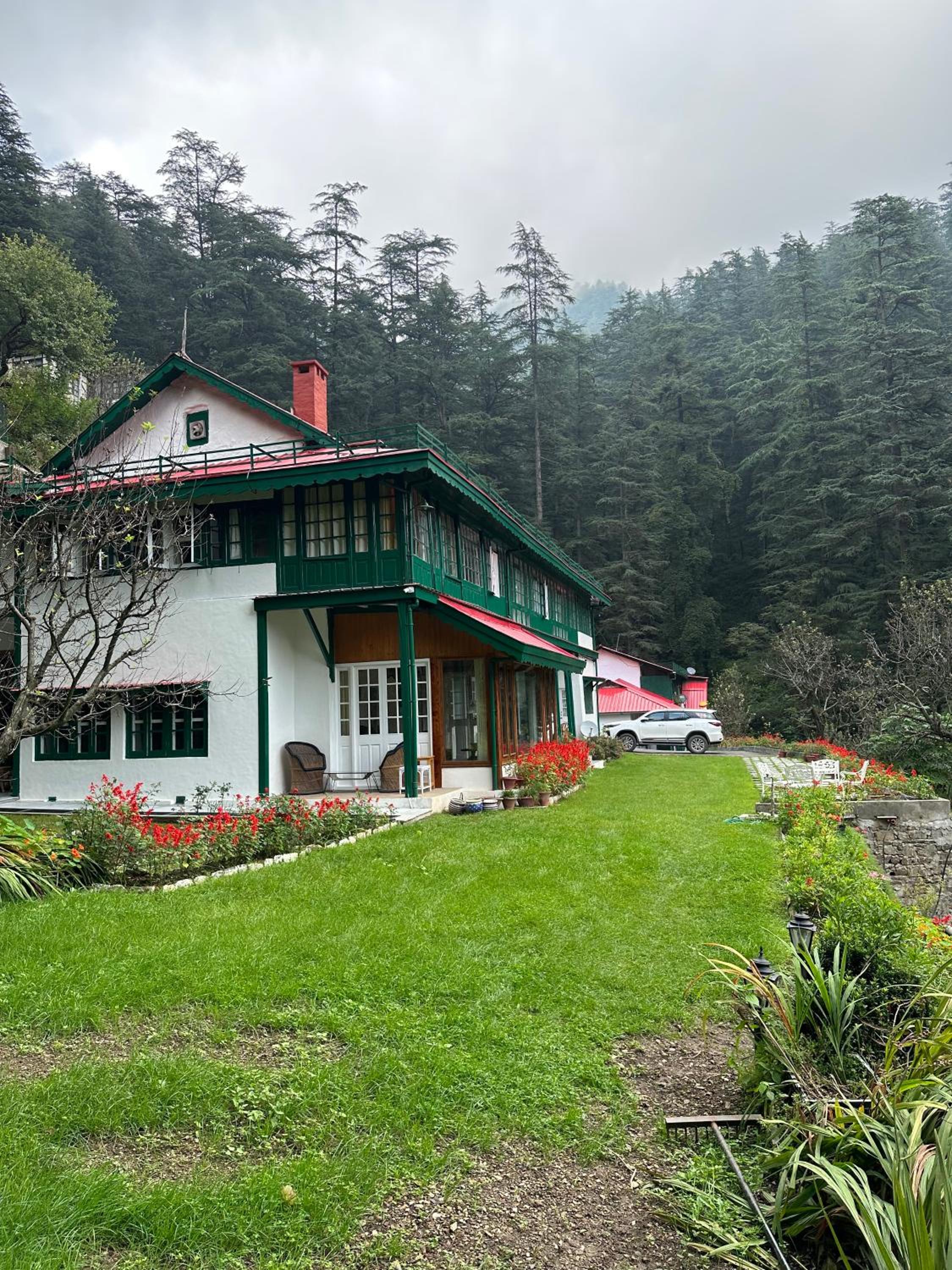 Dimple Lodge, Simla