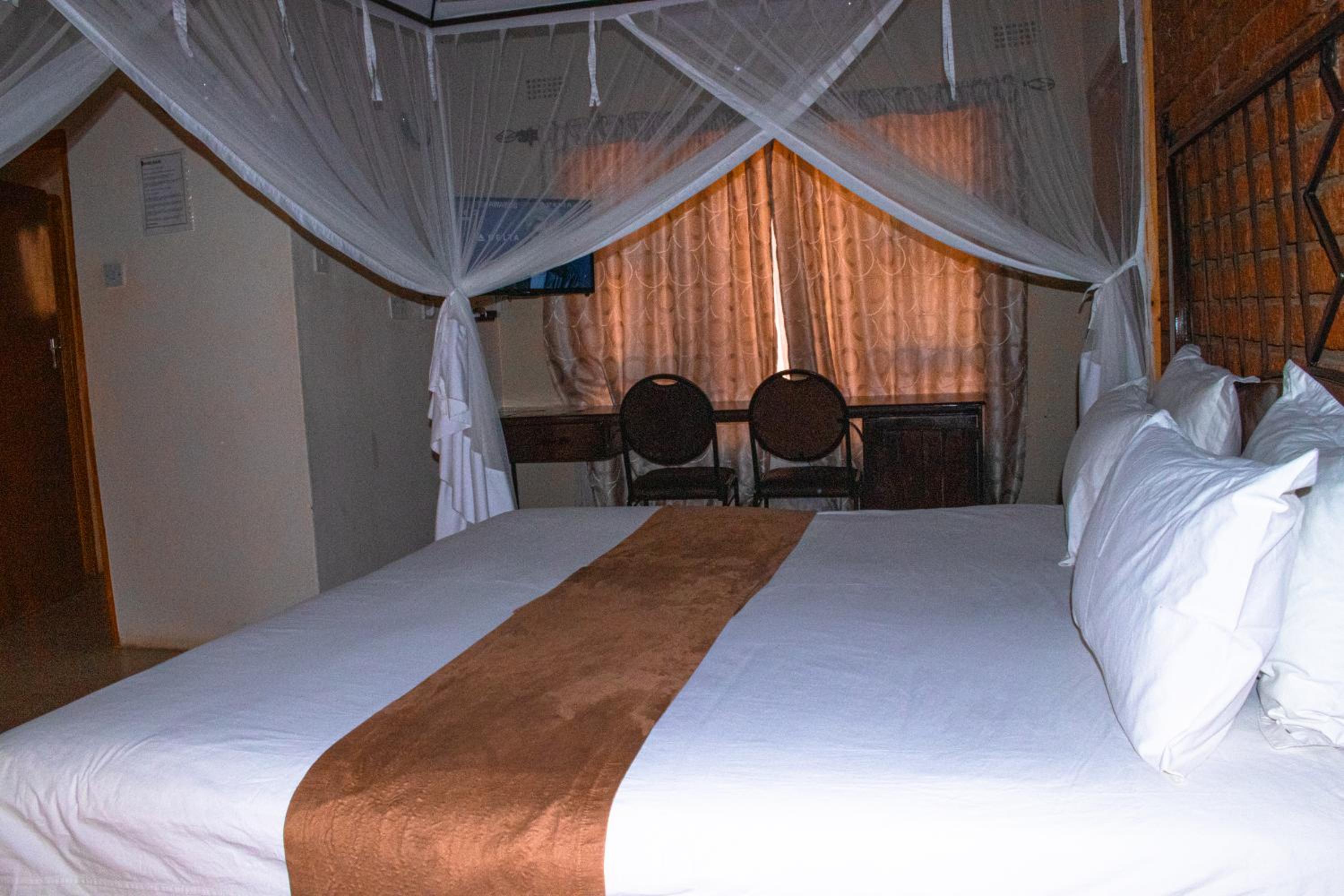 iroCK Lodge