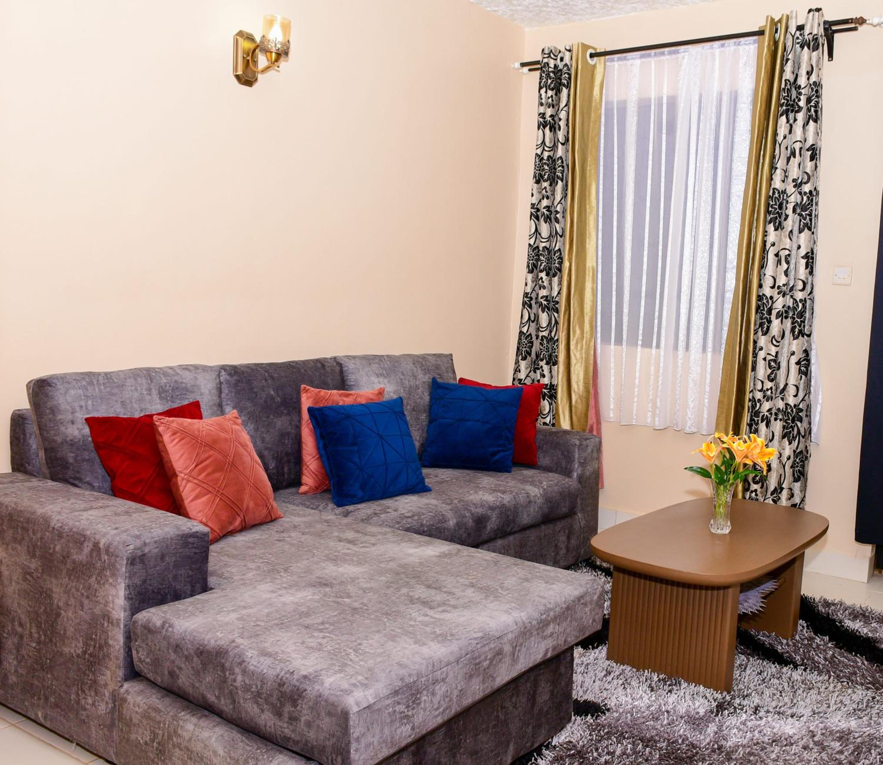 The Lotus Stay-in at Paradise Apartments, Embu view 3