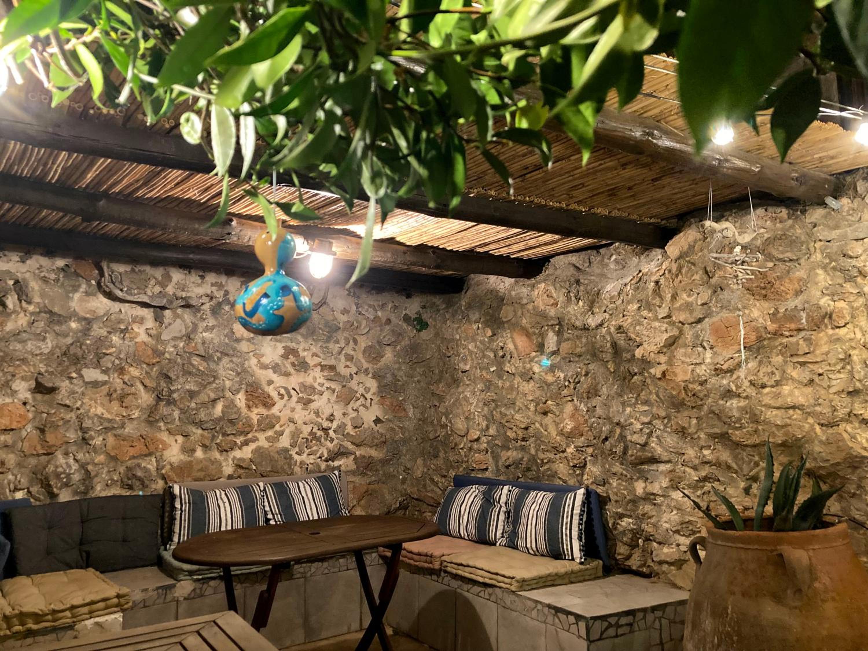 Lemoni House
