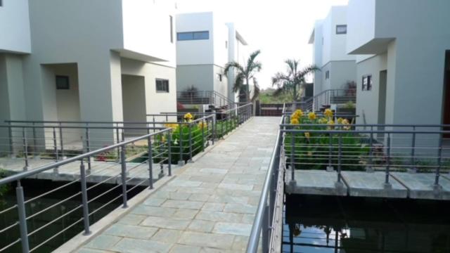 Cute holiday apartment in the heart of Grand Bay view 3