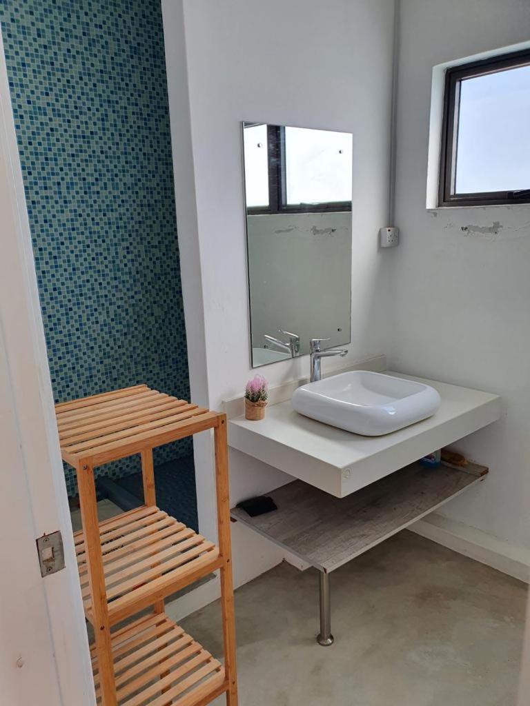 Cute holiday apartment in the heart of Grand Bay view 5
