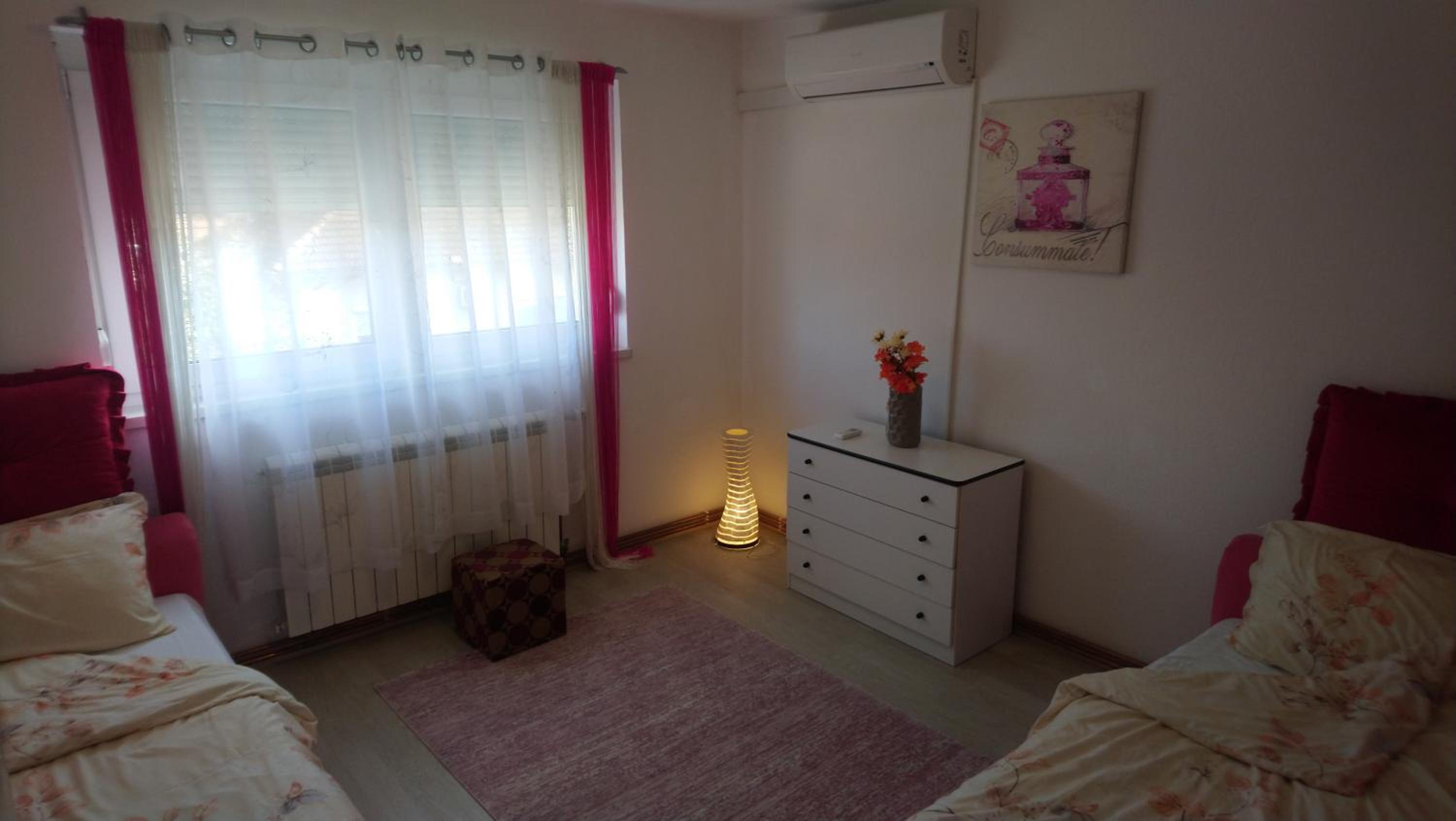 Center Una Apartment view 5