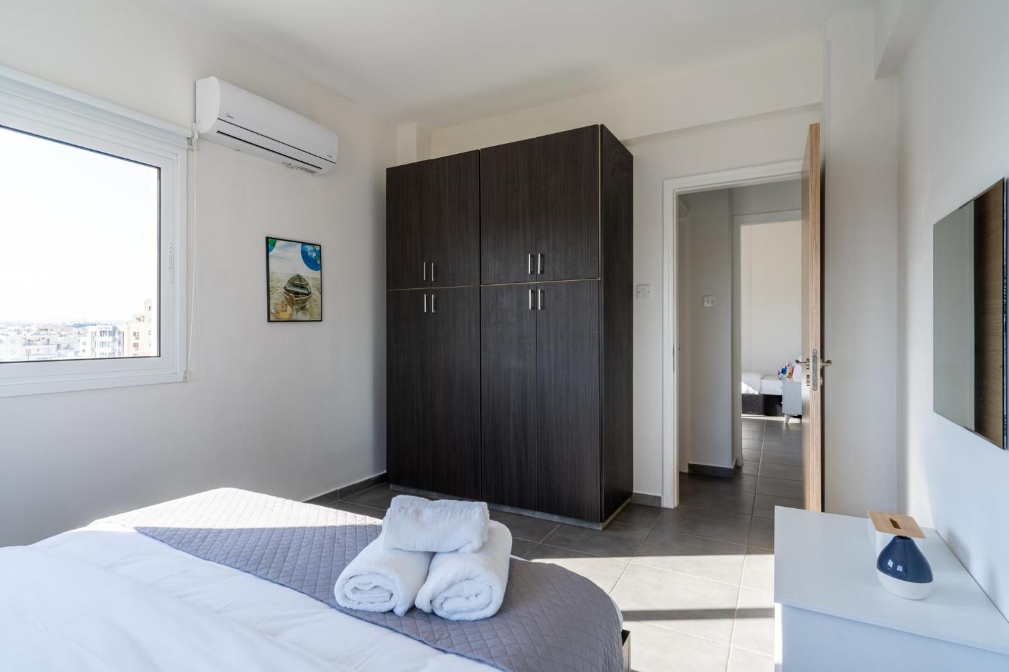 Emerald’s 2-Bedroom Apartment in Larnaca