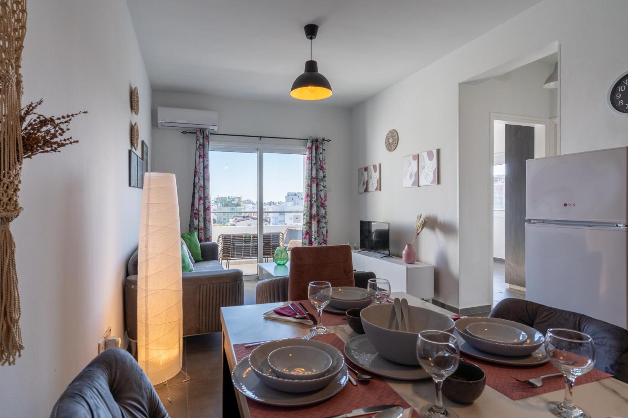 Emerald’s 2-Bedroom Apartment in Larnaca