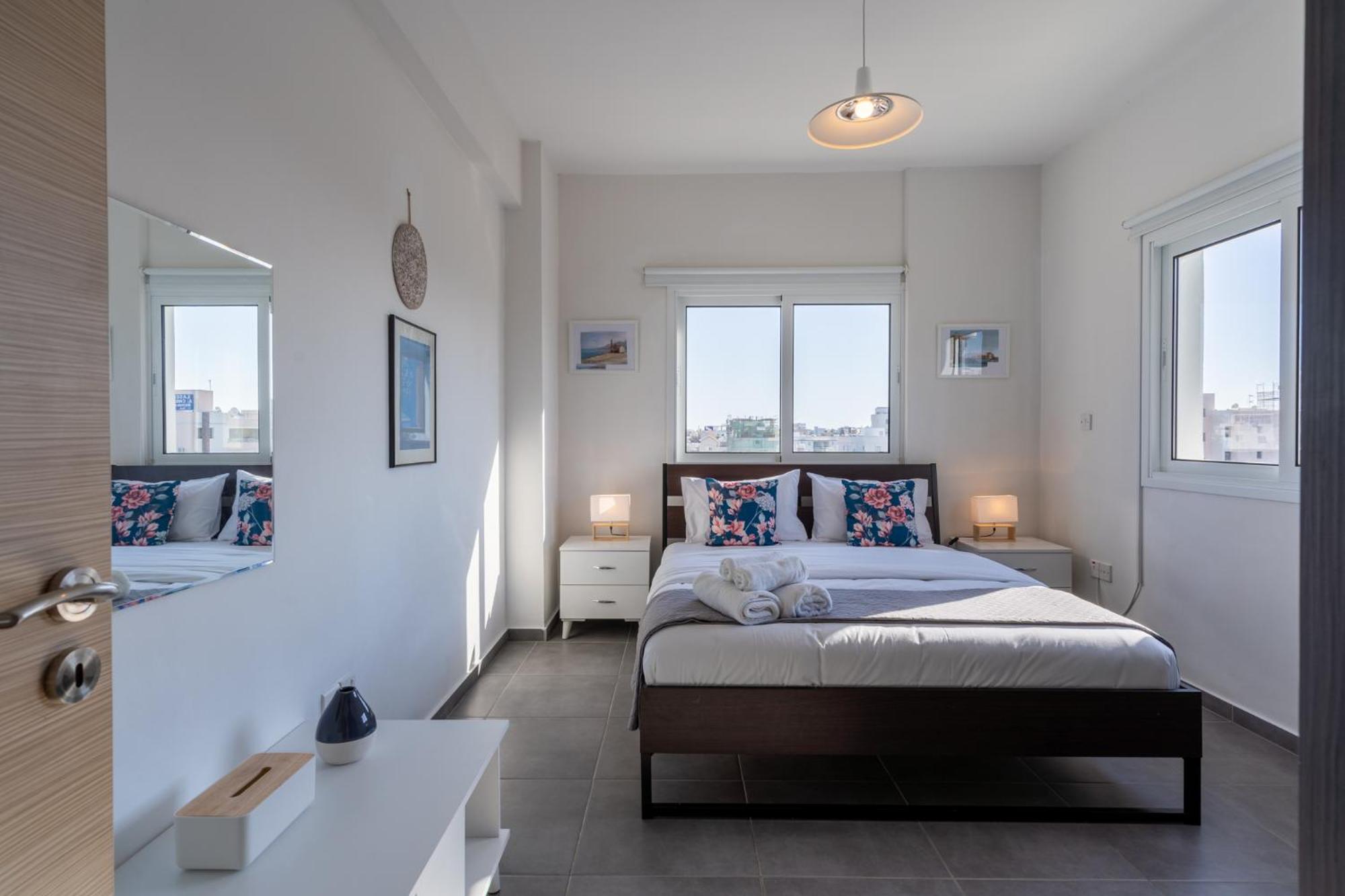 Emerald’s 2-Bedroom Apartment in Larnaca