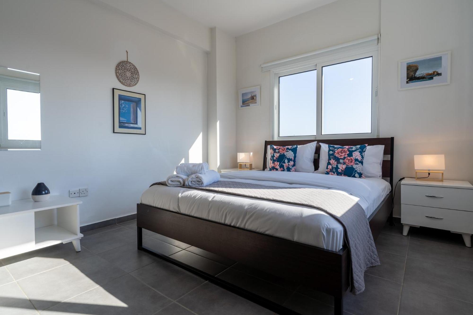 Emerald’s 2-Bedroom Apartment in Larnaca