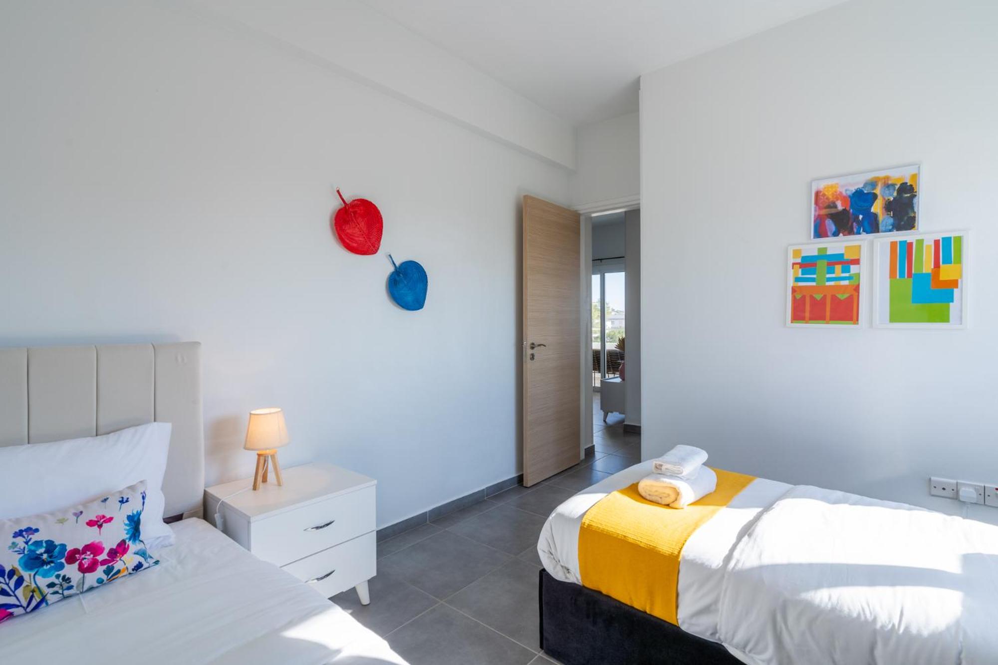 Emerald’s 2-Bedroom Apartment in Larnaca