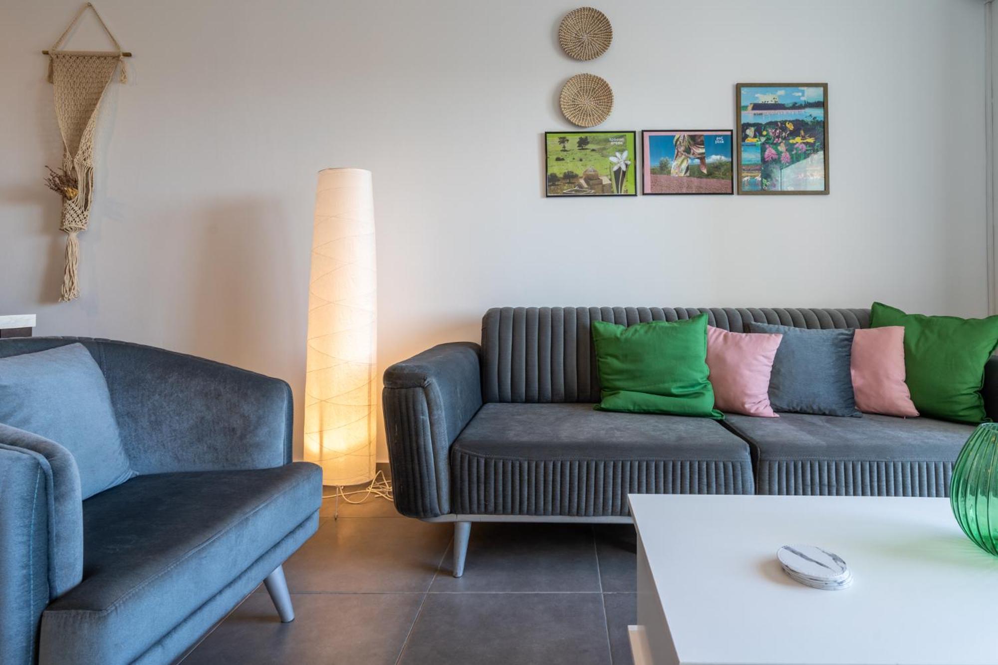Emerald’s 2-Bedroom Apartment in Larnaca
