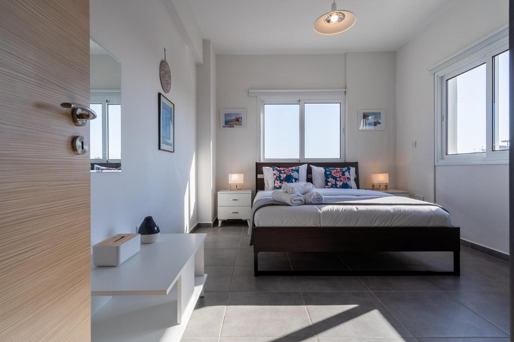 Emerald’s 2-Bedroom Apartment in Larnaca