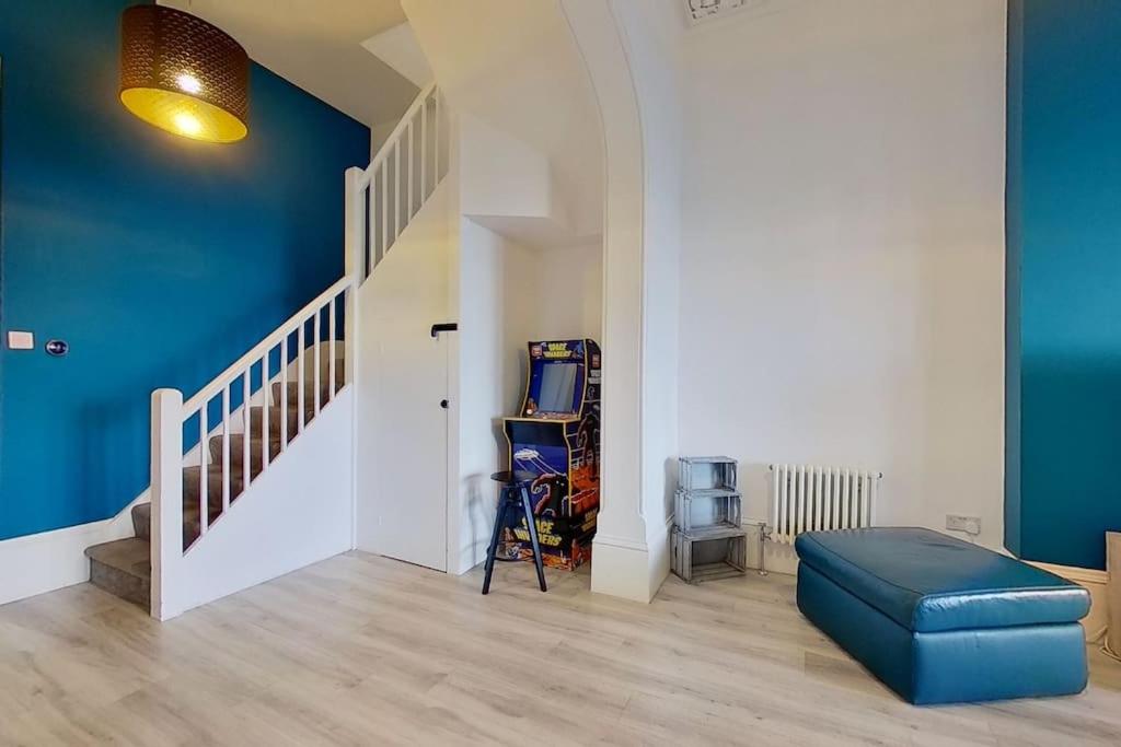 2 Sea View Margate view 3
