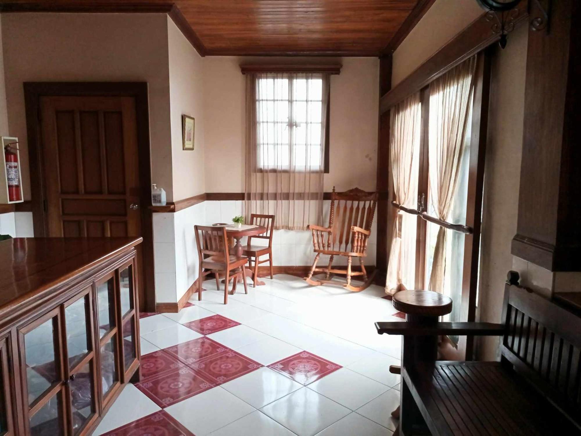 Small Room in Casa de Piedra Pension House view 3