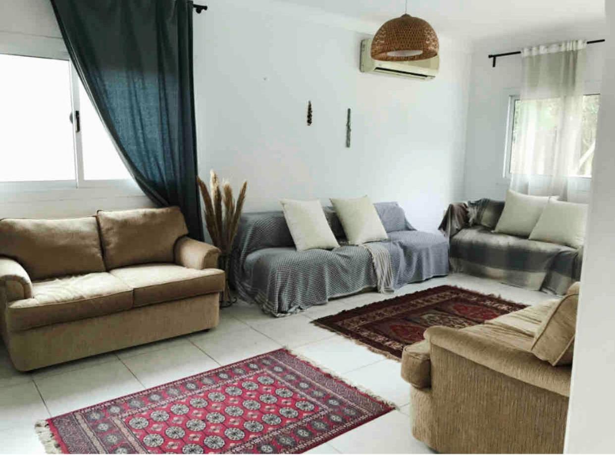 Villa by the Pyramids