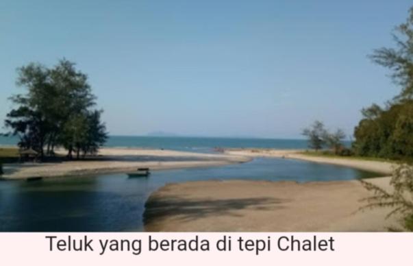 Mersing Chalet Teluk Sisek photo 7