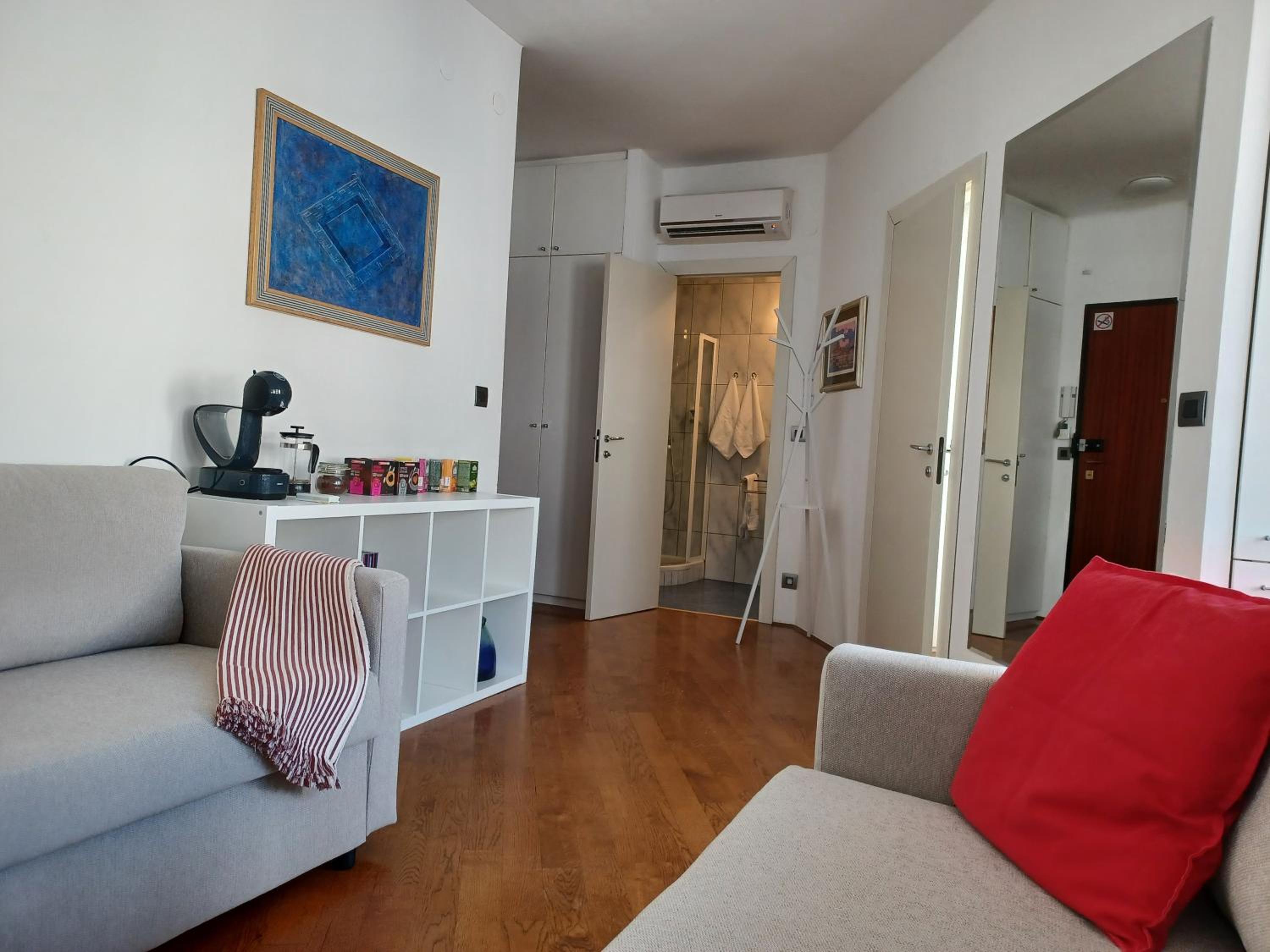 Apartment Ganymede