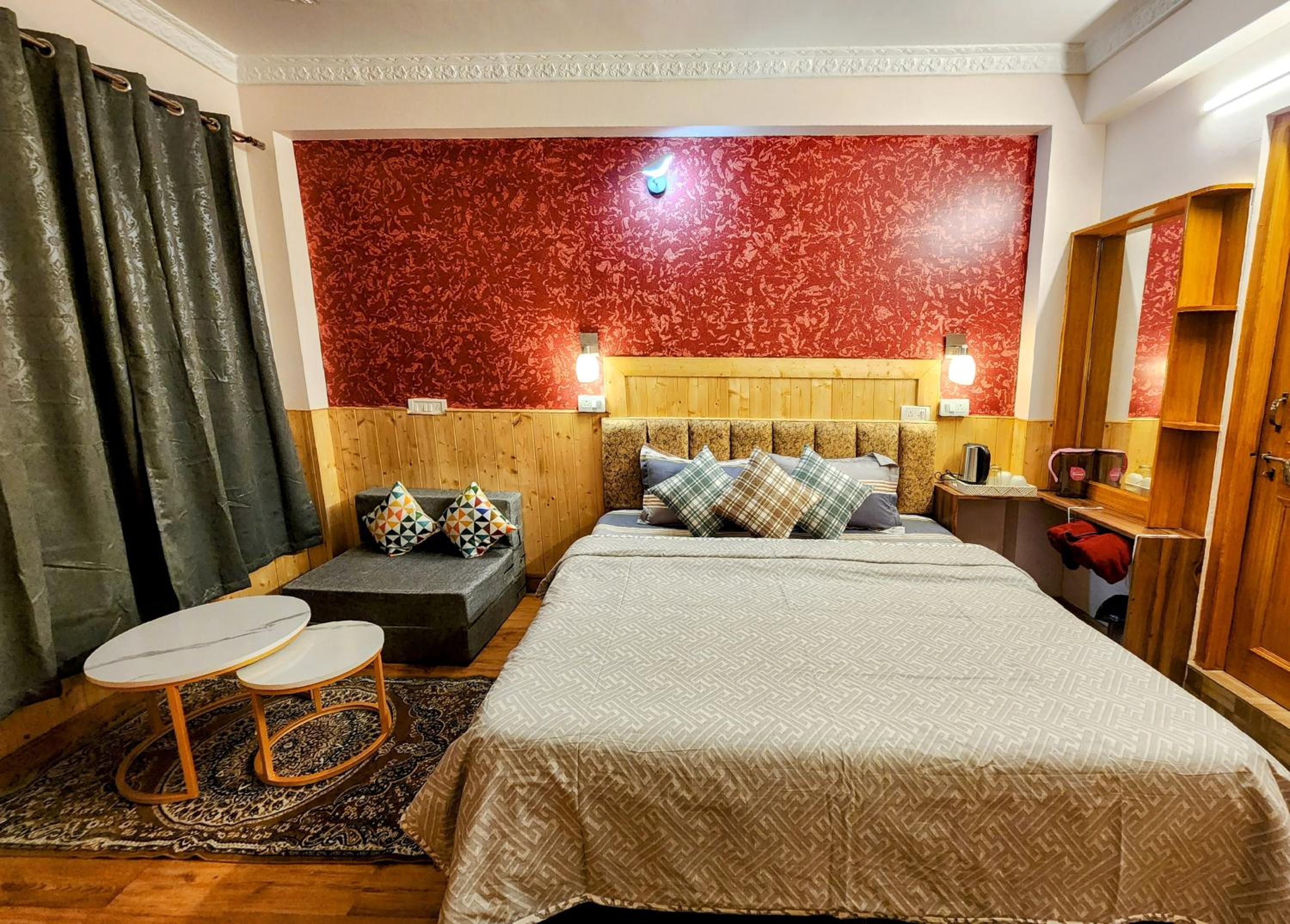 The Bougainvillea, Mcleodganj