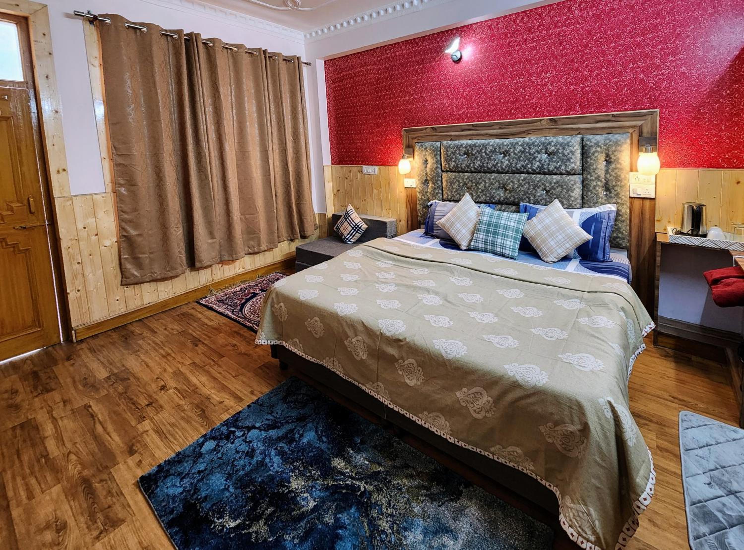 The Bougainvillea, Mcleodganj