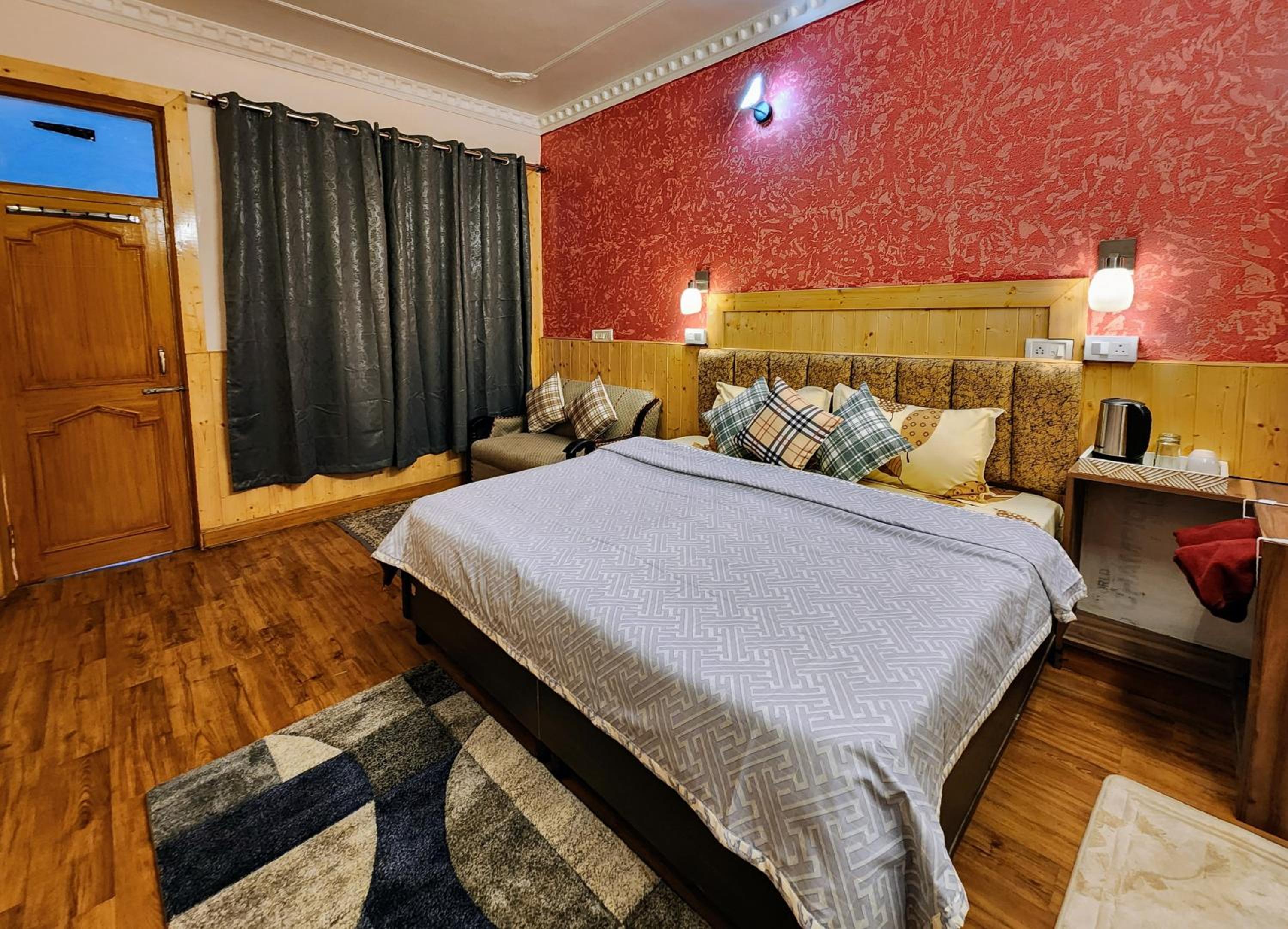 The Bougainvillea, Mcleodganj